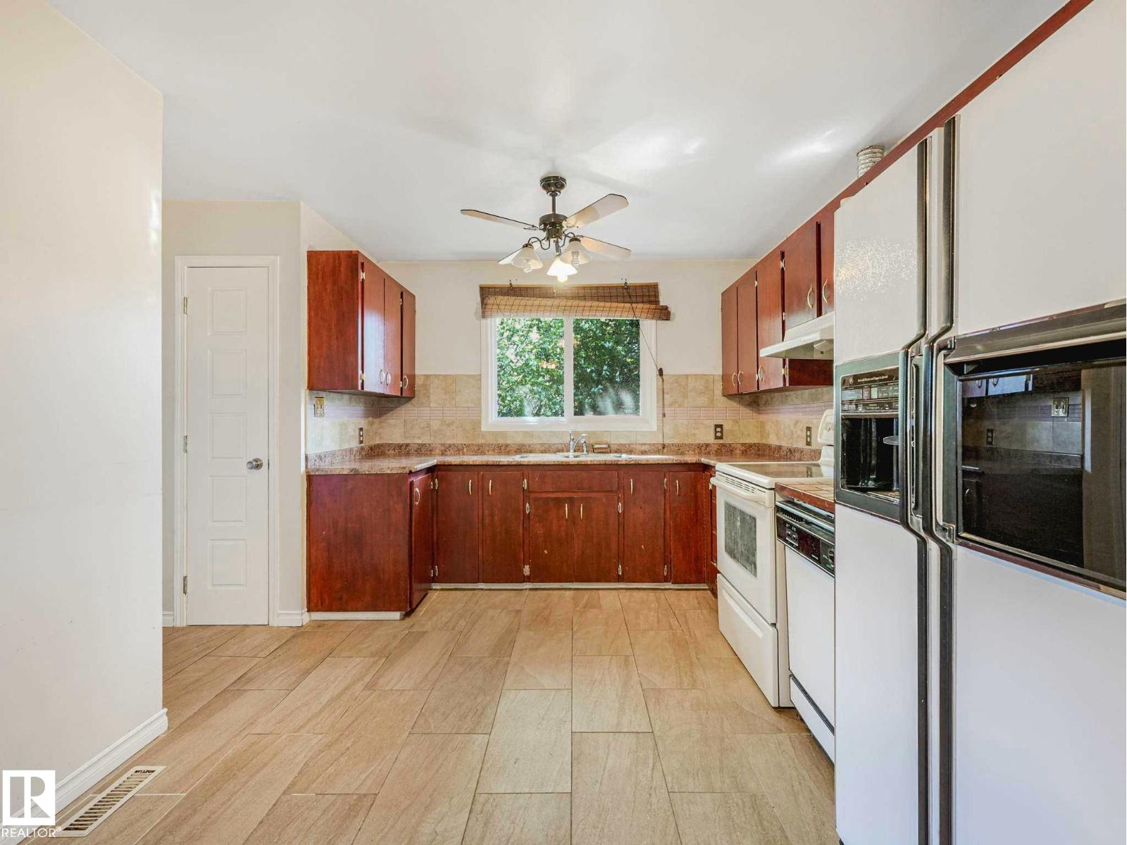17603 84 AV NW - Image 18