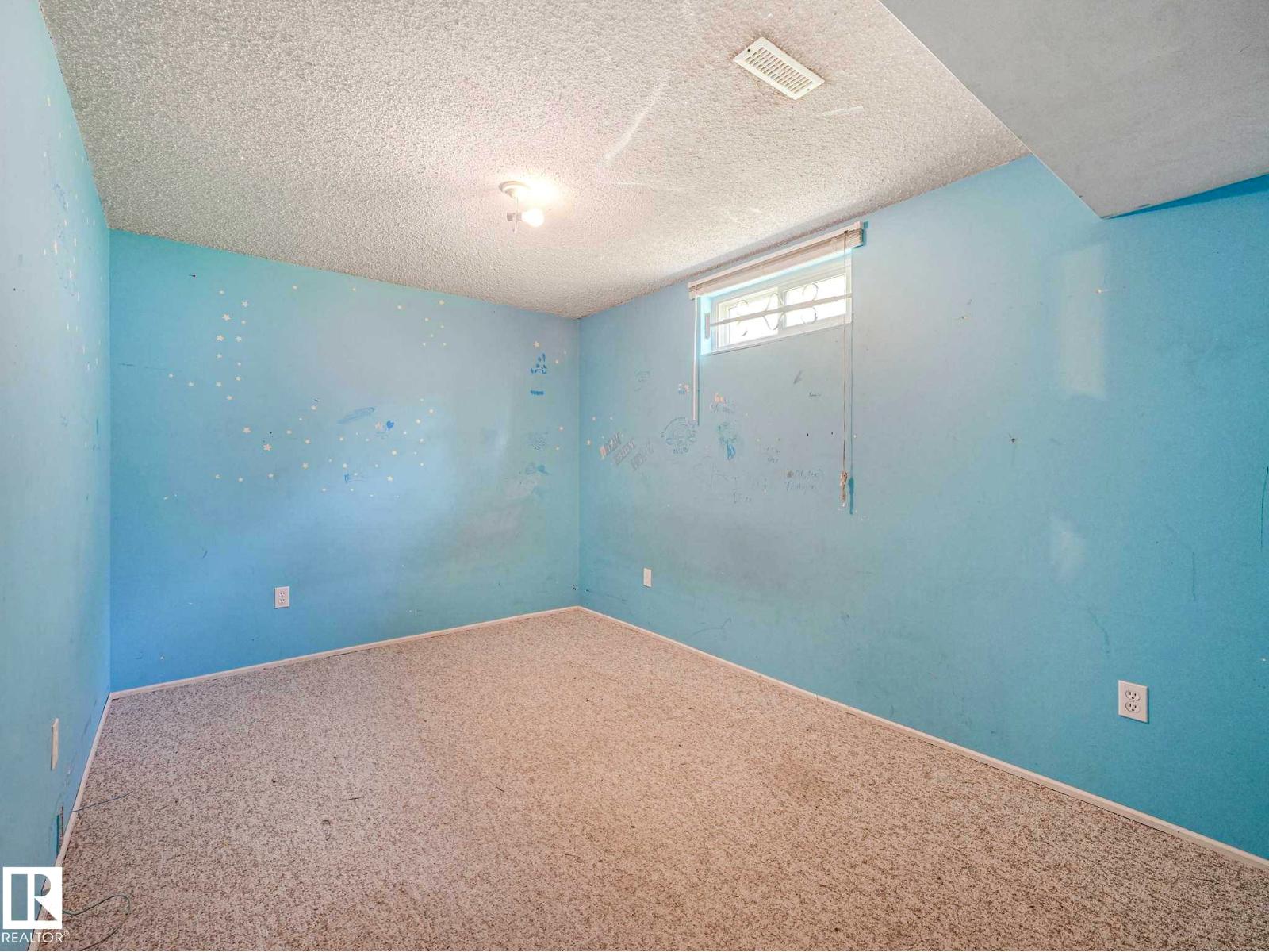17603 84 AV NW - 45