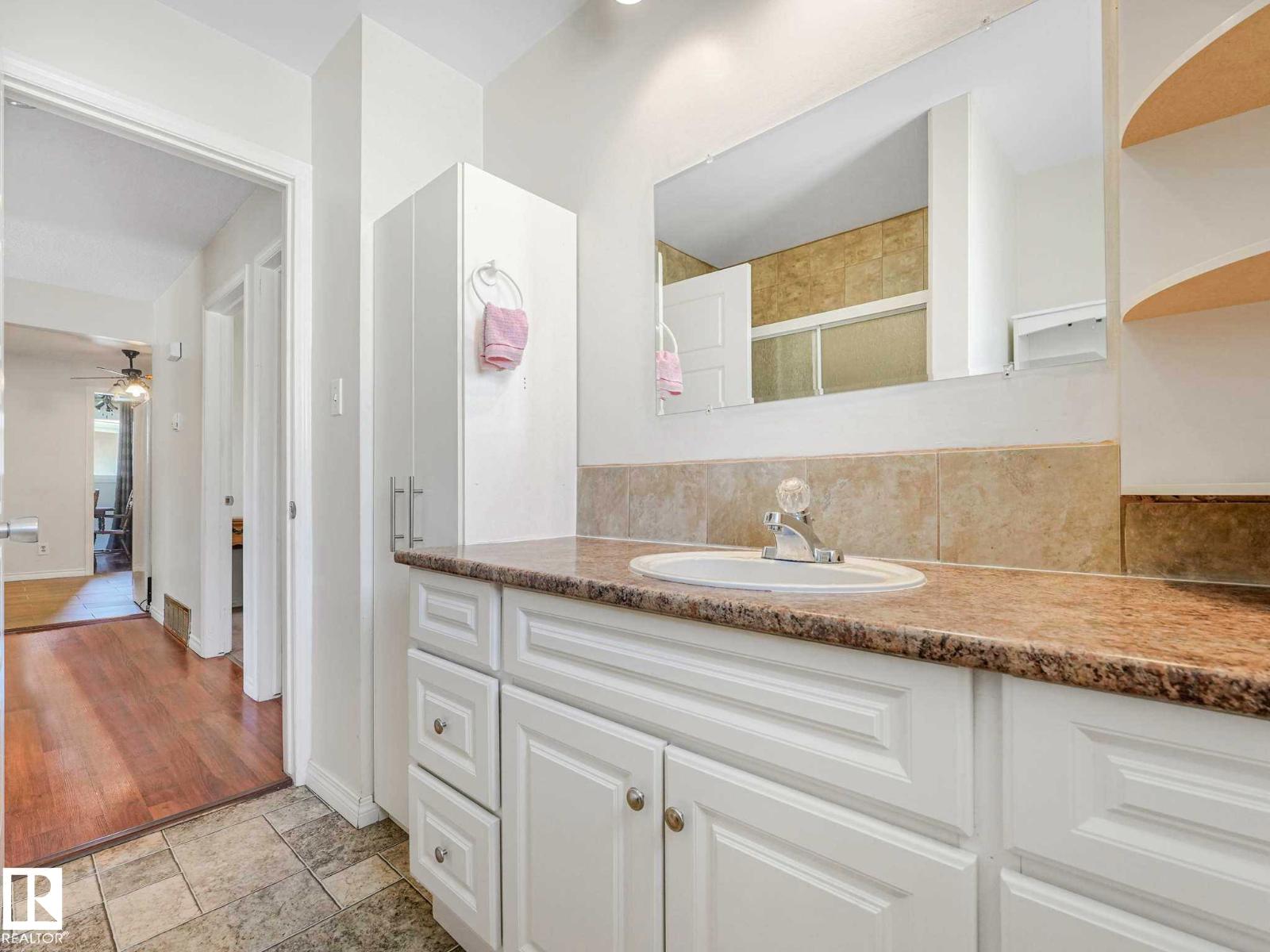 17603 84 AV NW - Image 31