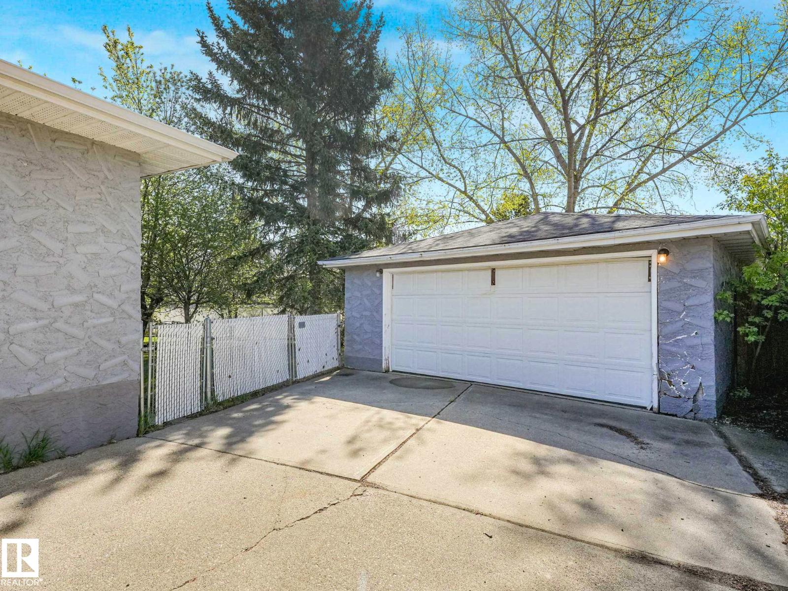 17603 84 AV NW - Image 52