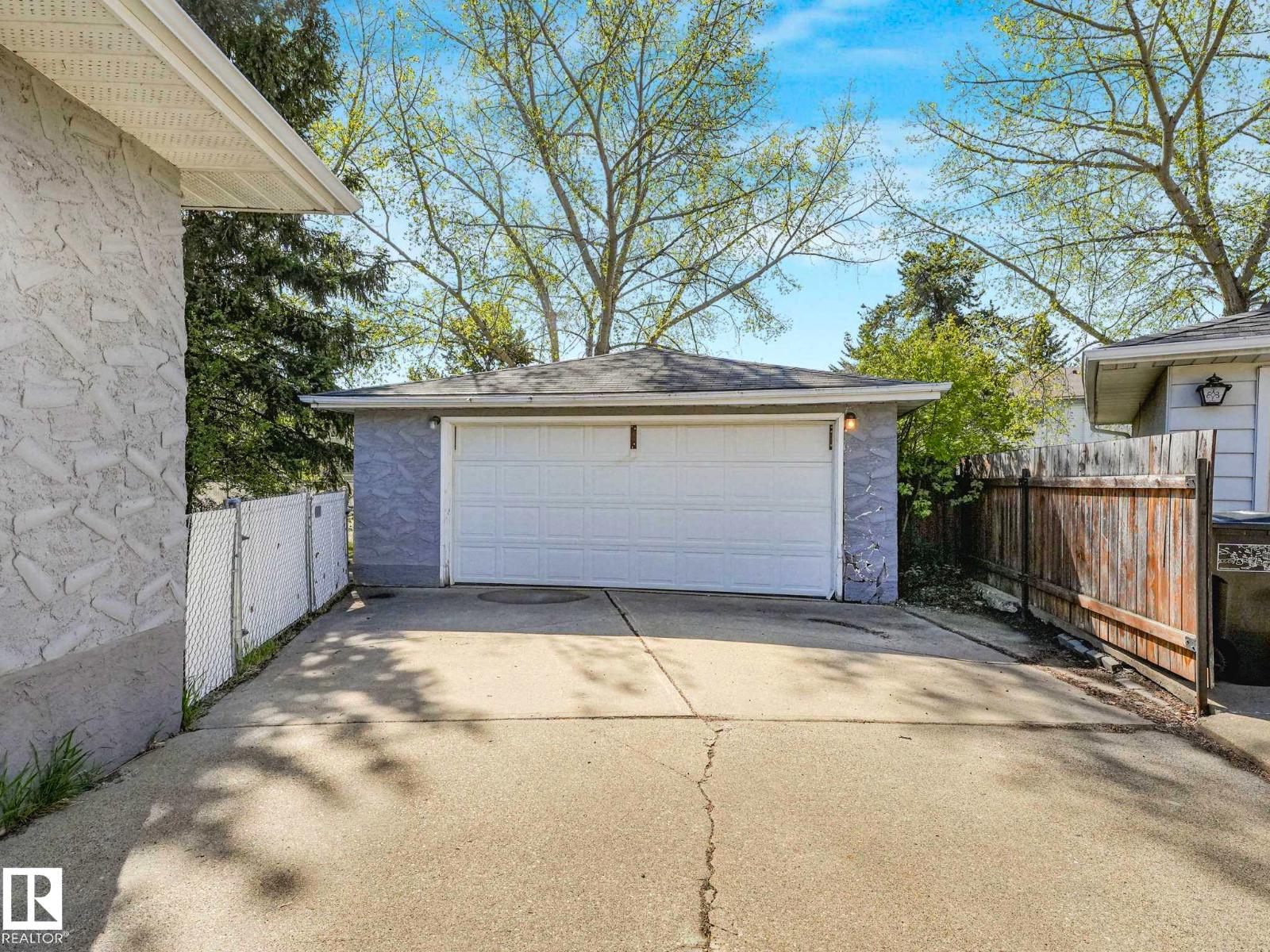 17603 84 AV NW - Image 51
