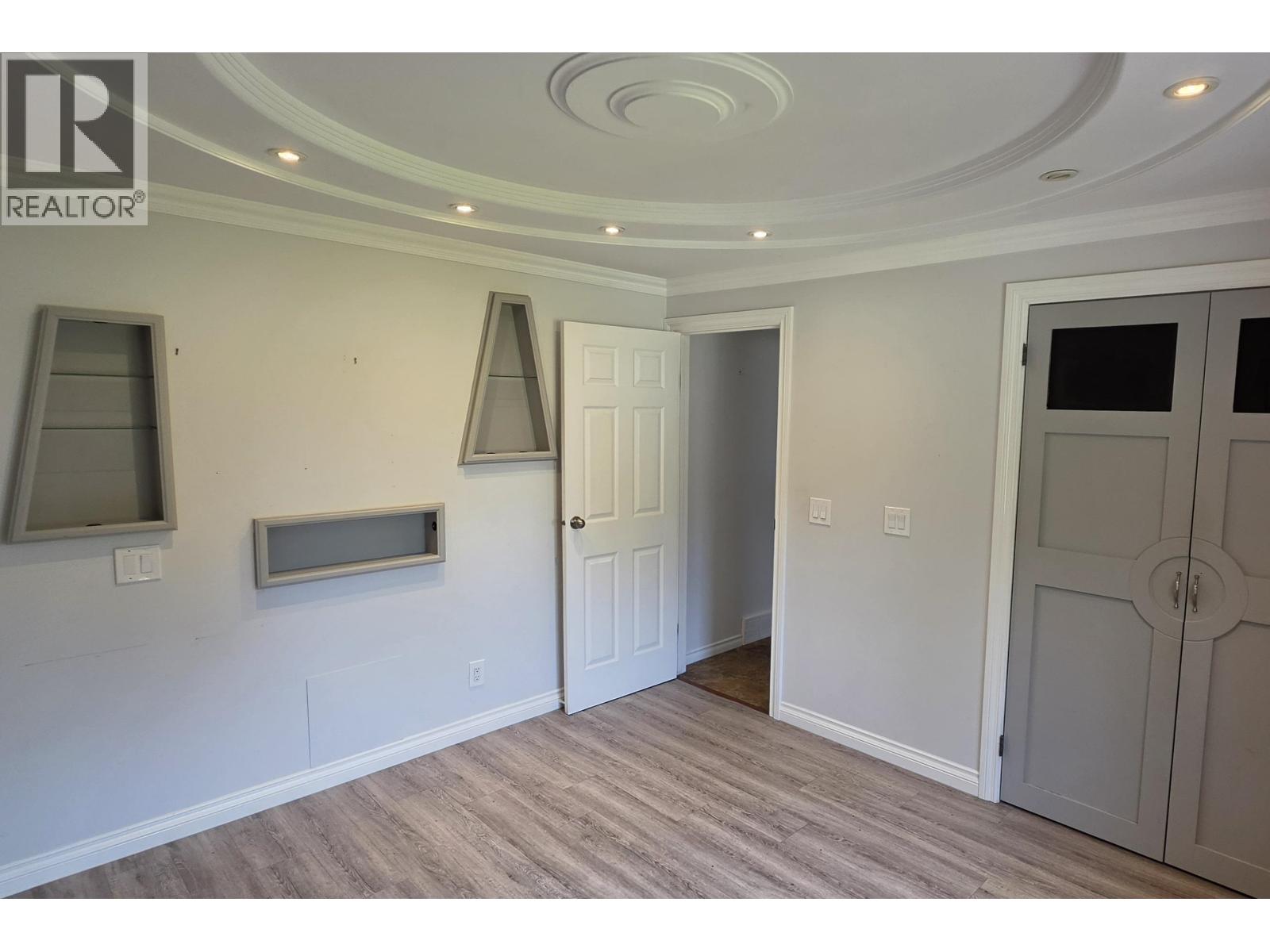 241 S ENEMARK ROAD - Image 19