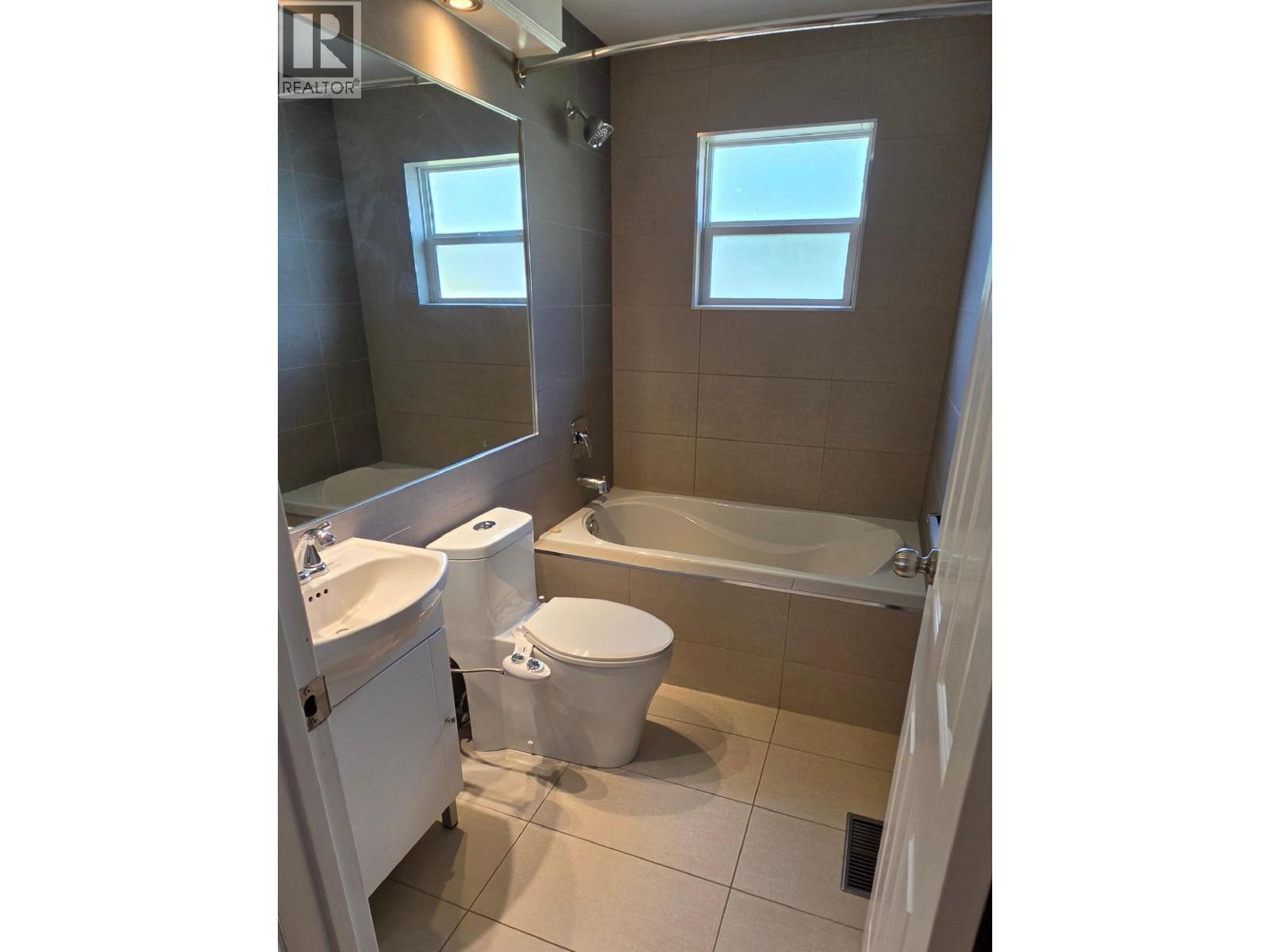 241 S ENEMARK ROAD - Image 20