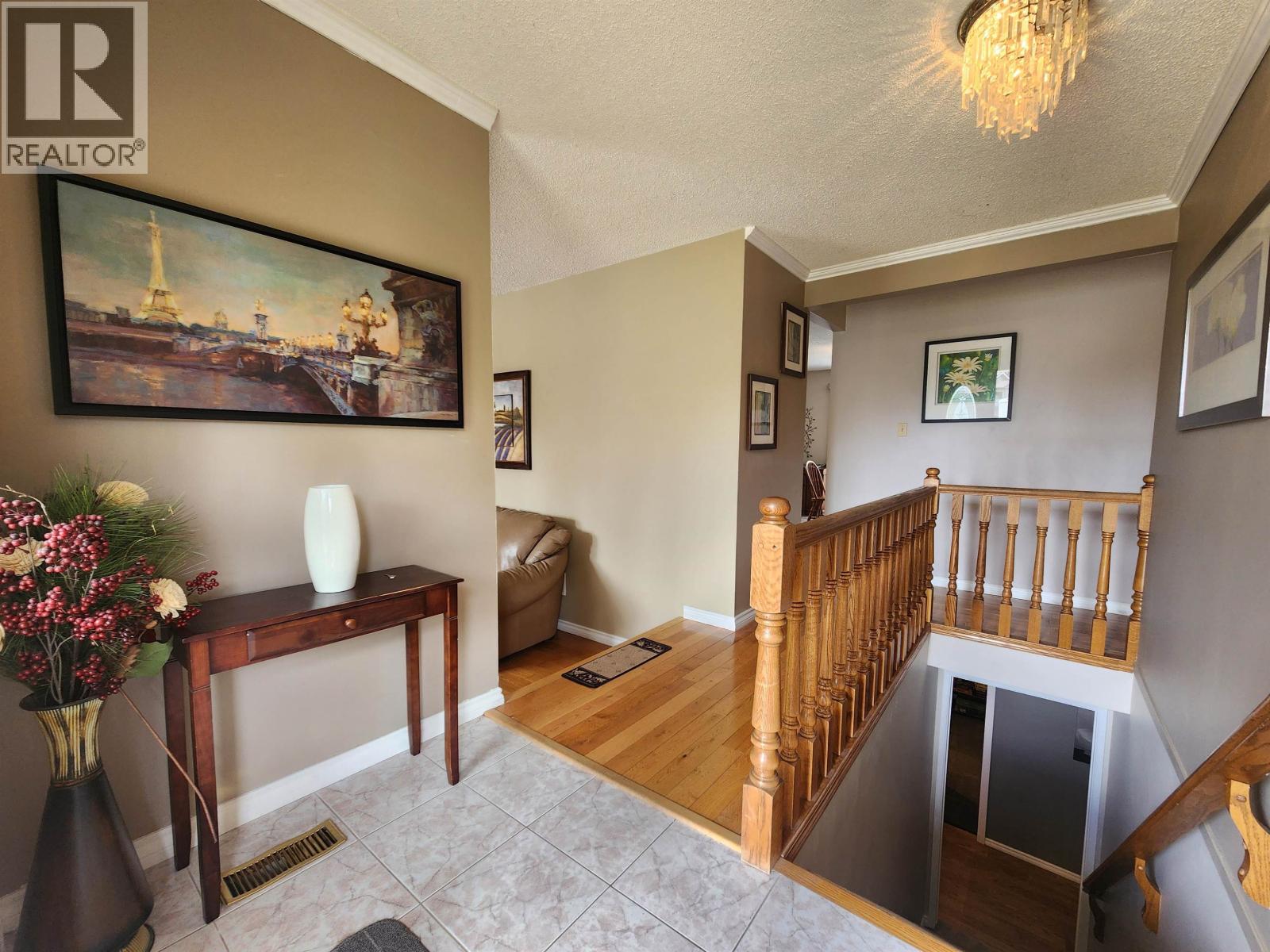 232 KING DRIVE - 2