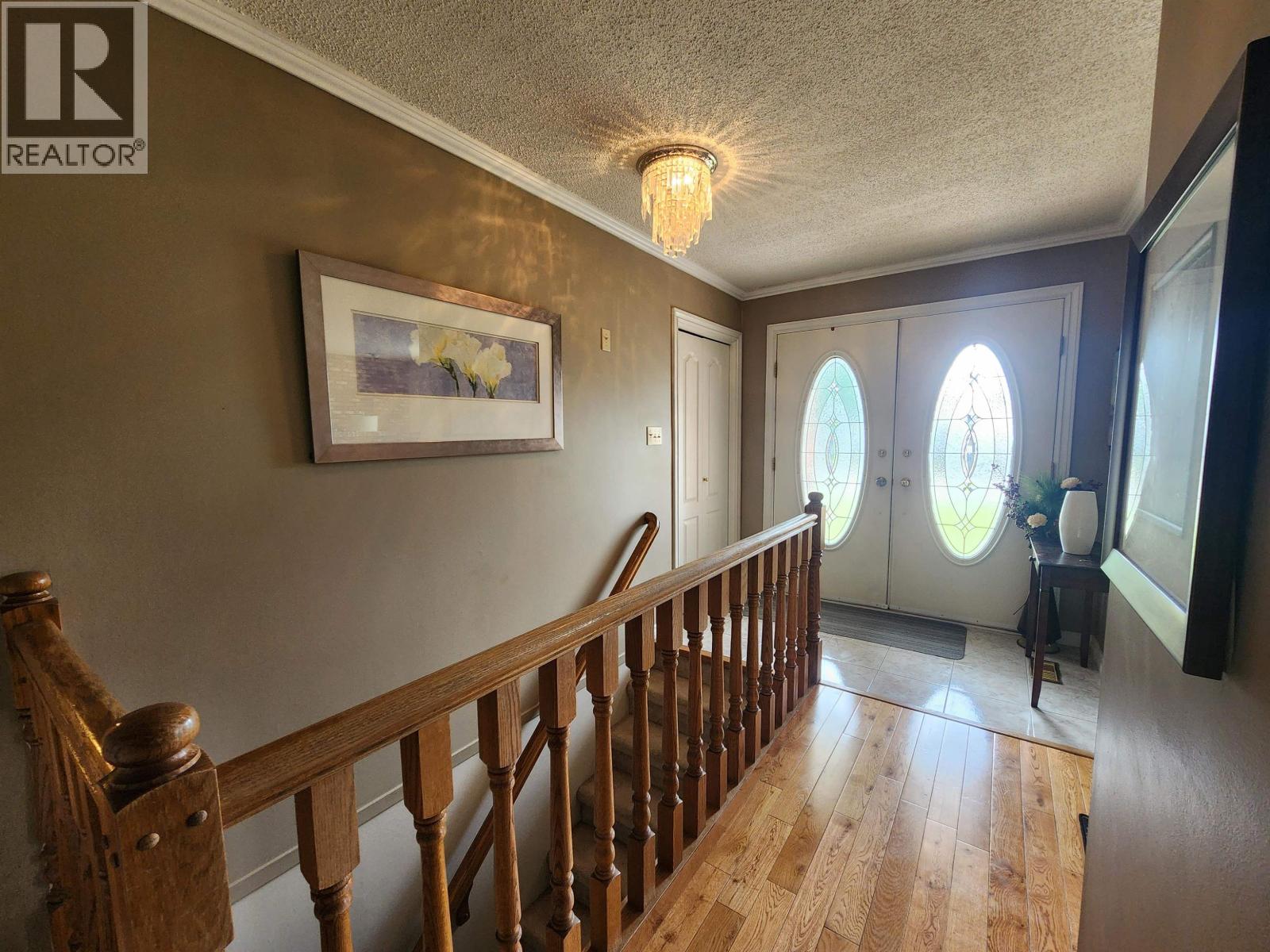 232 KING DRIVE - 3