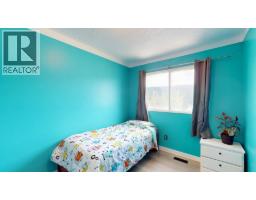 1323 Alpine Drive, Elkford, BC V0B1H0 Photo 15