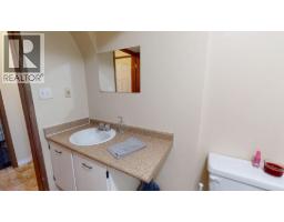 1323 Alpine Drive, Elkford, BC V0B1H0 Photo 25