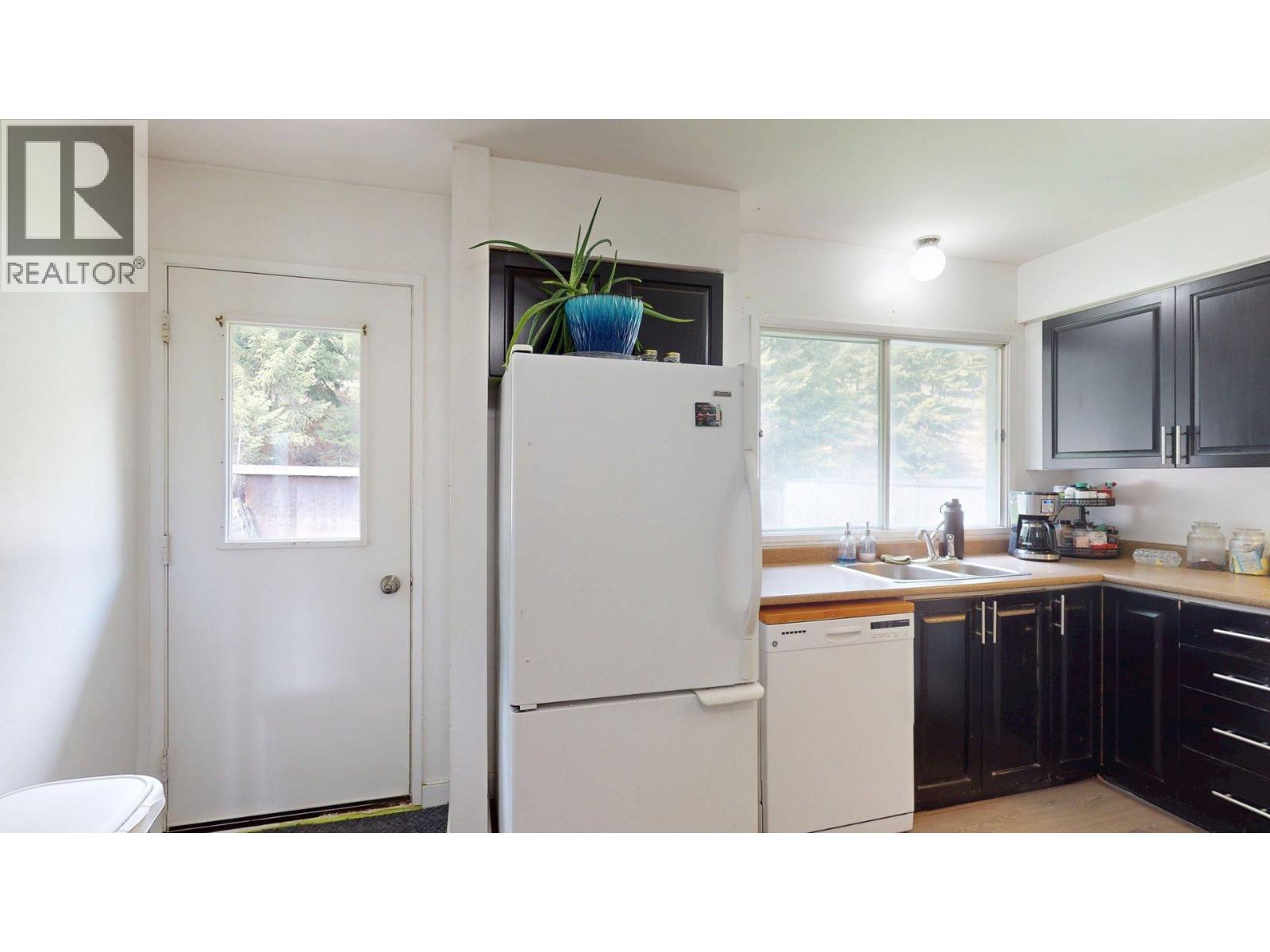 1323 ALPINE Drive - 10