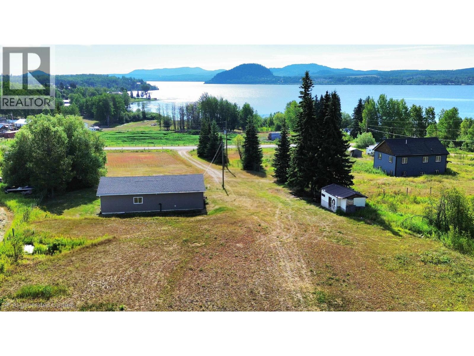 7086 STELLA ROAD - 1