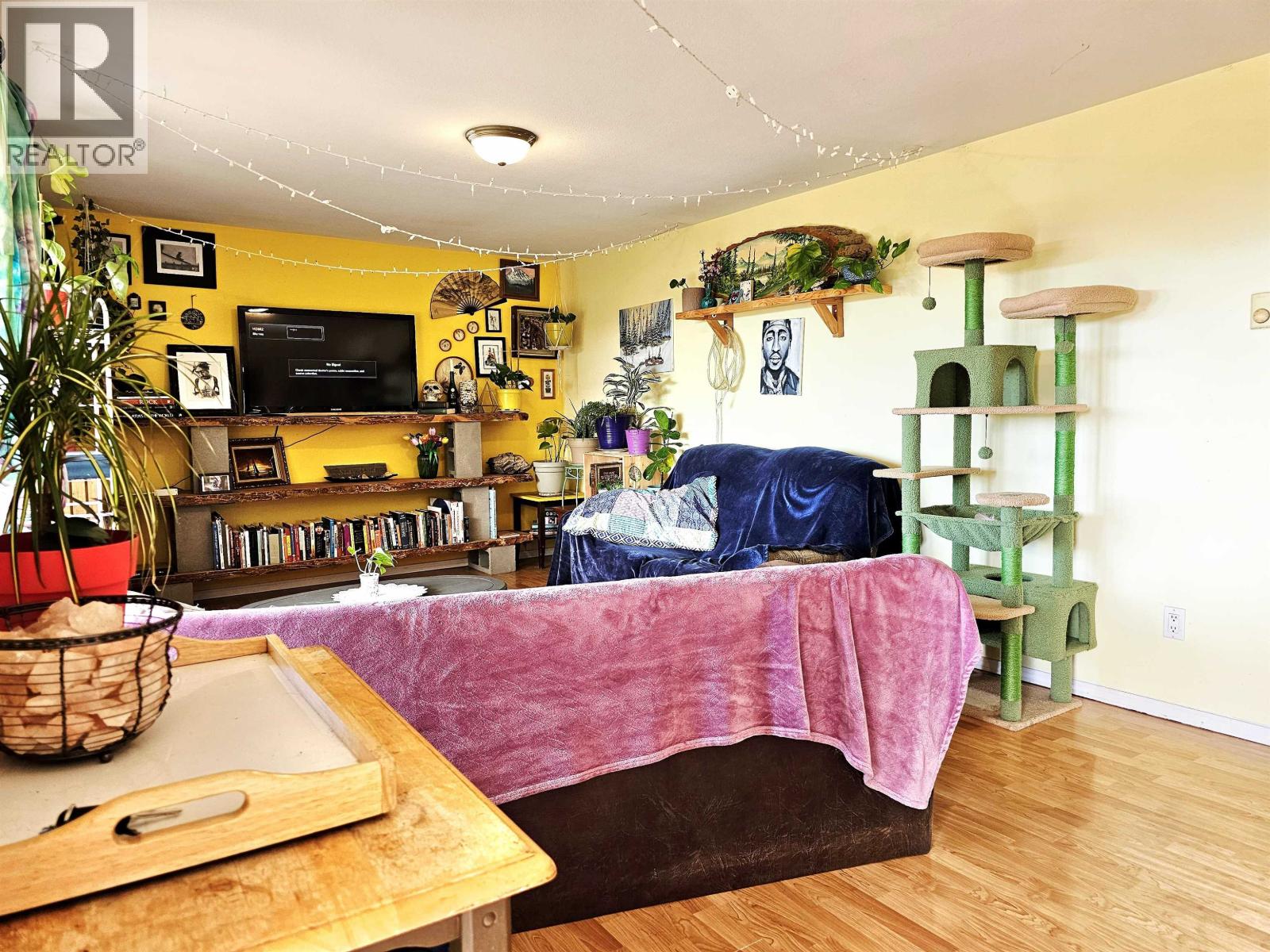 7086 STELLA ROAD - 6