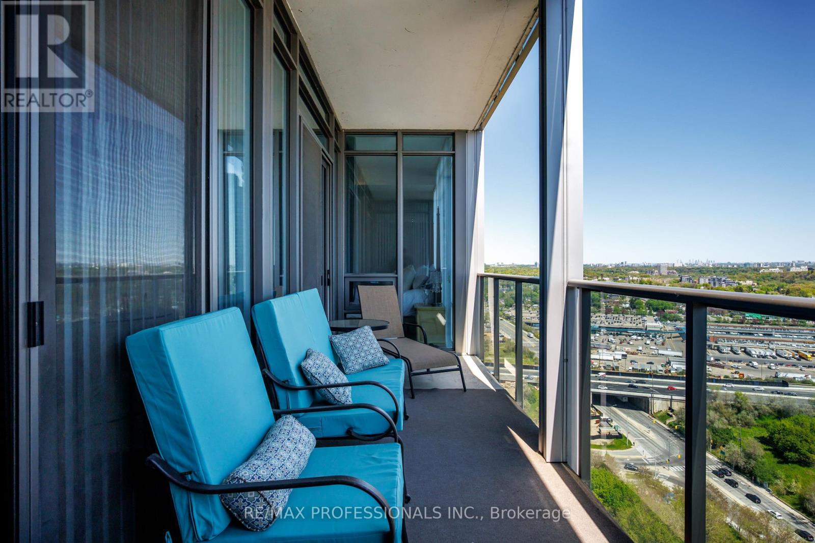 #LPH2906 88 PARK LAWN ROAD - Image 19