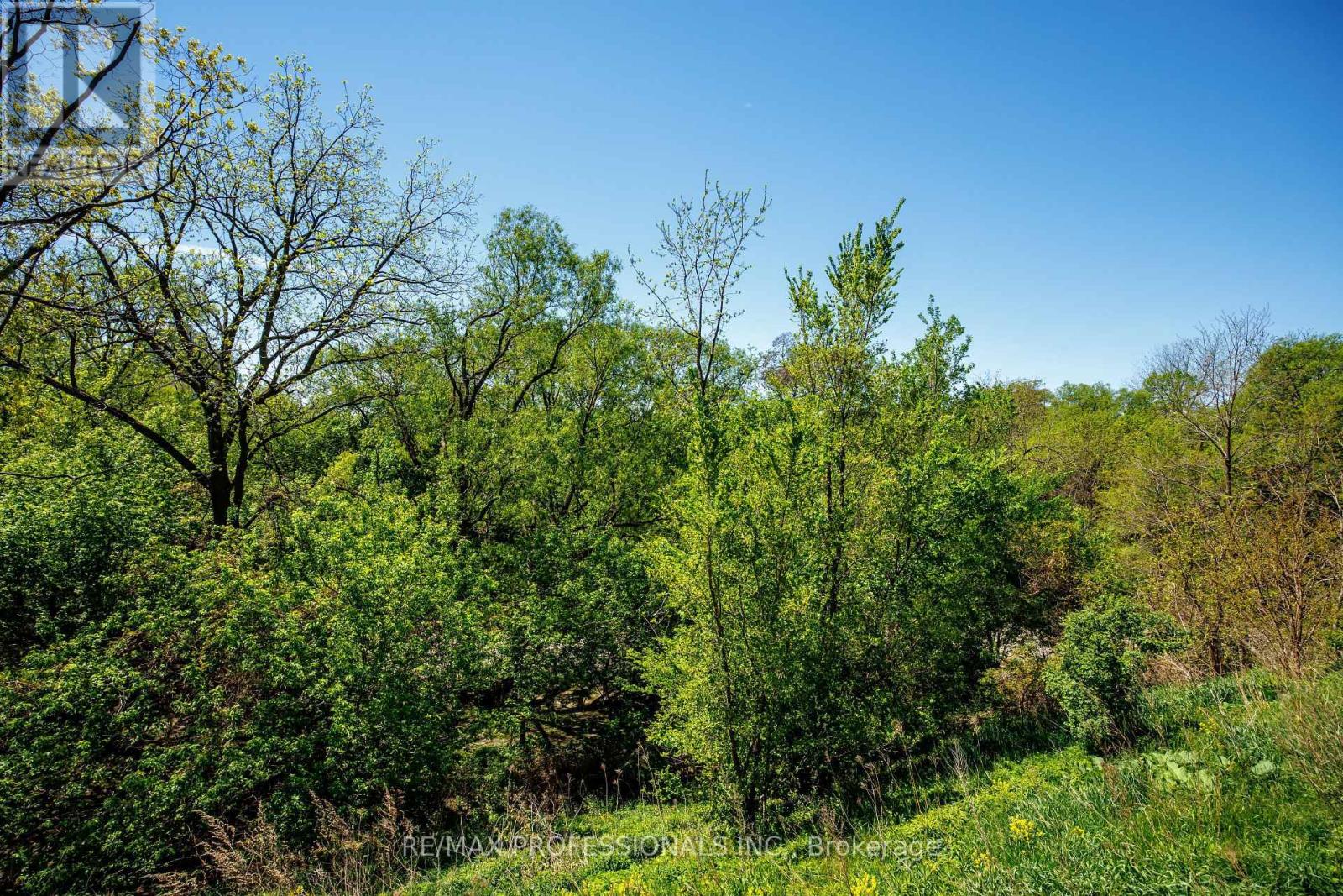 #LPH2906 88 PARK LAWN ROAD - Image 37
