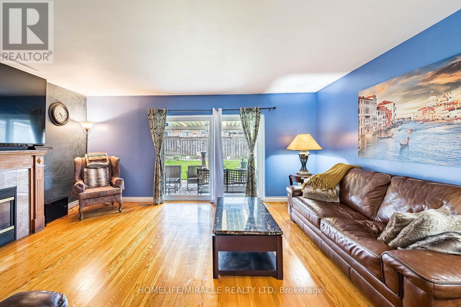 53 WINDERMERE COURT - 16