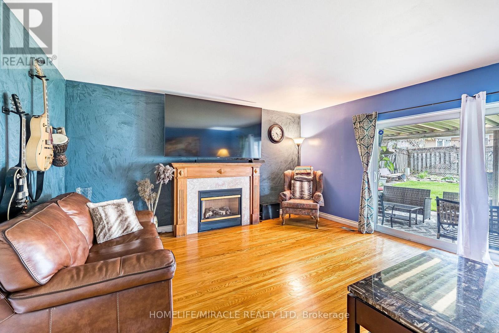53 WINDERMERE COURT - 17