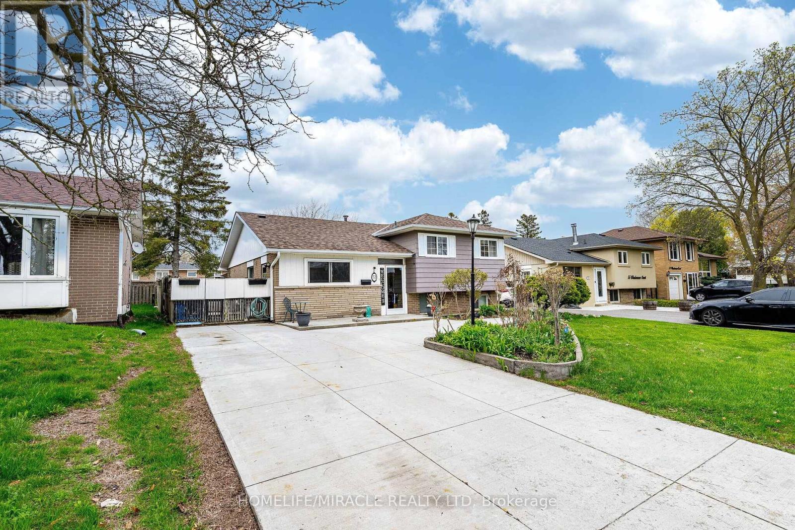 53 WINDERMERE COURT - 2