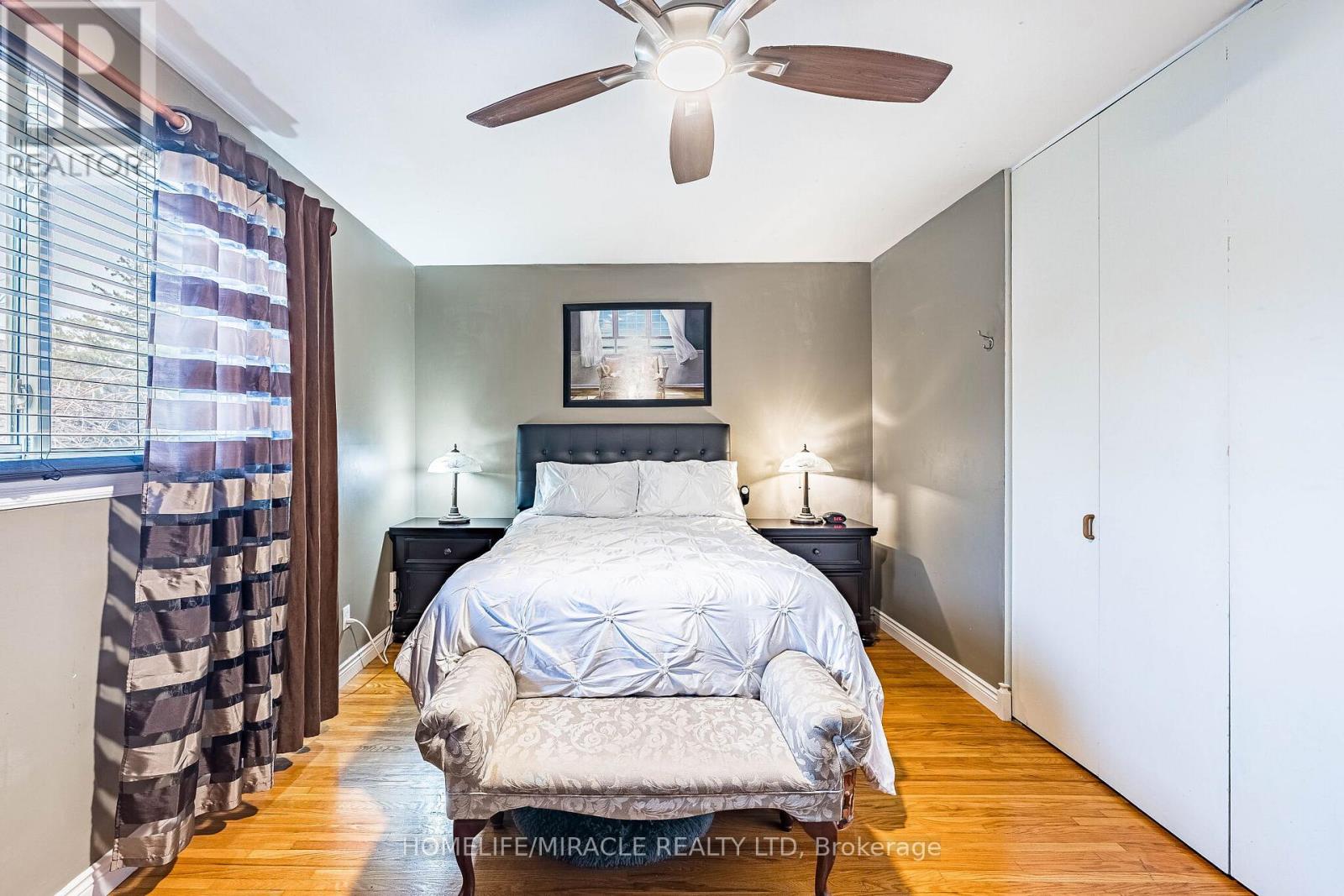 53 WINDERMERE COURT - 24