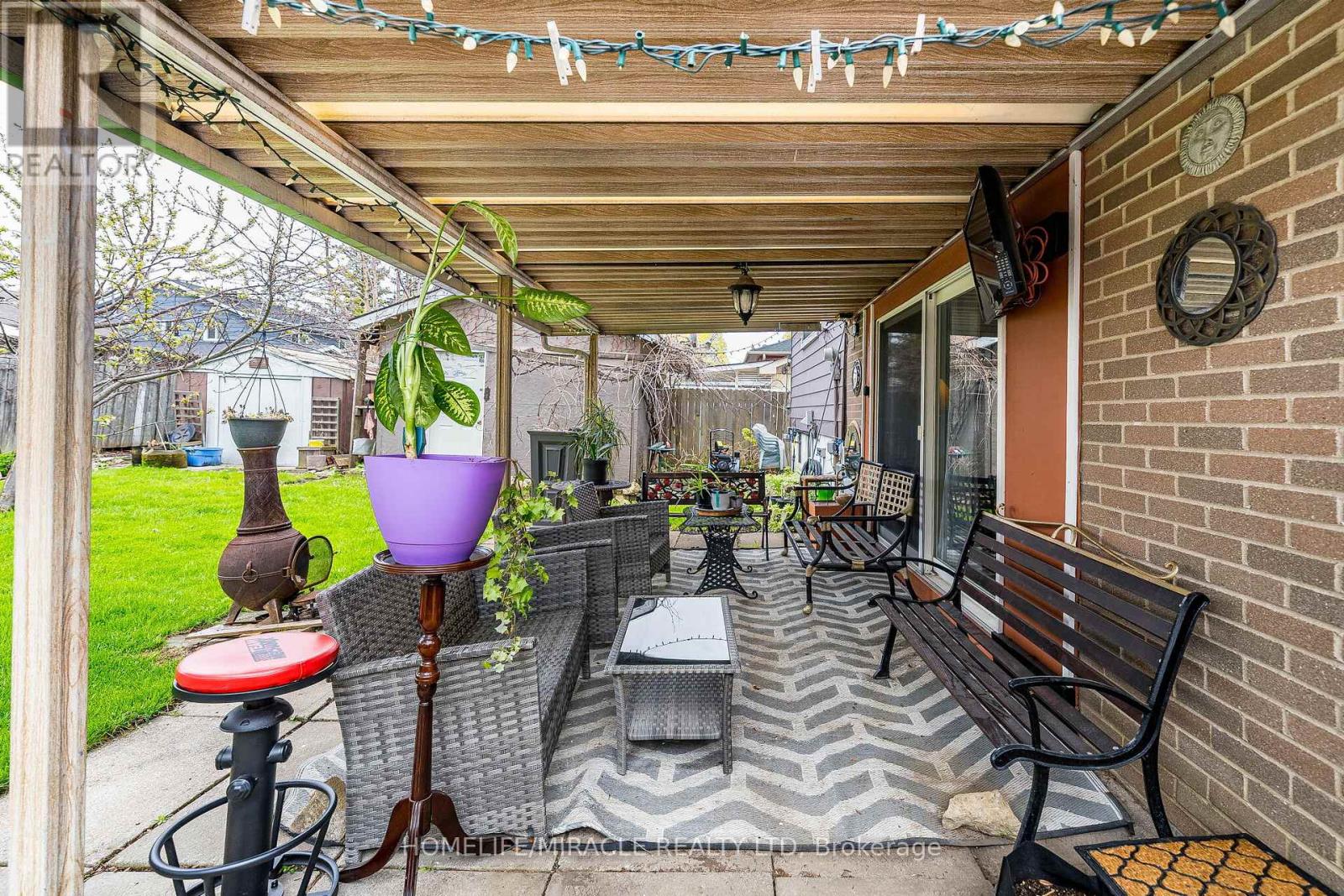 53 WINDERMERE COURT - 41