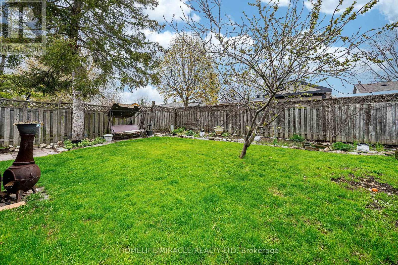 53 WINDERMERE COURT - 45