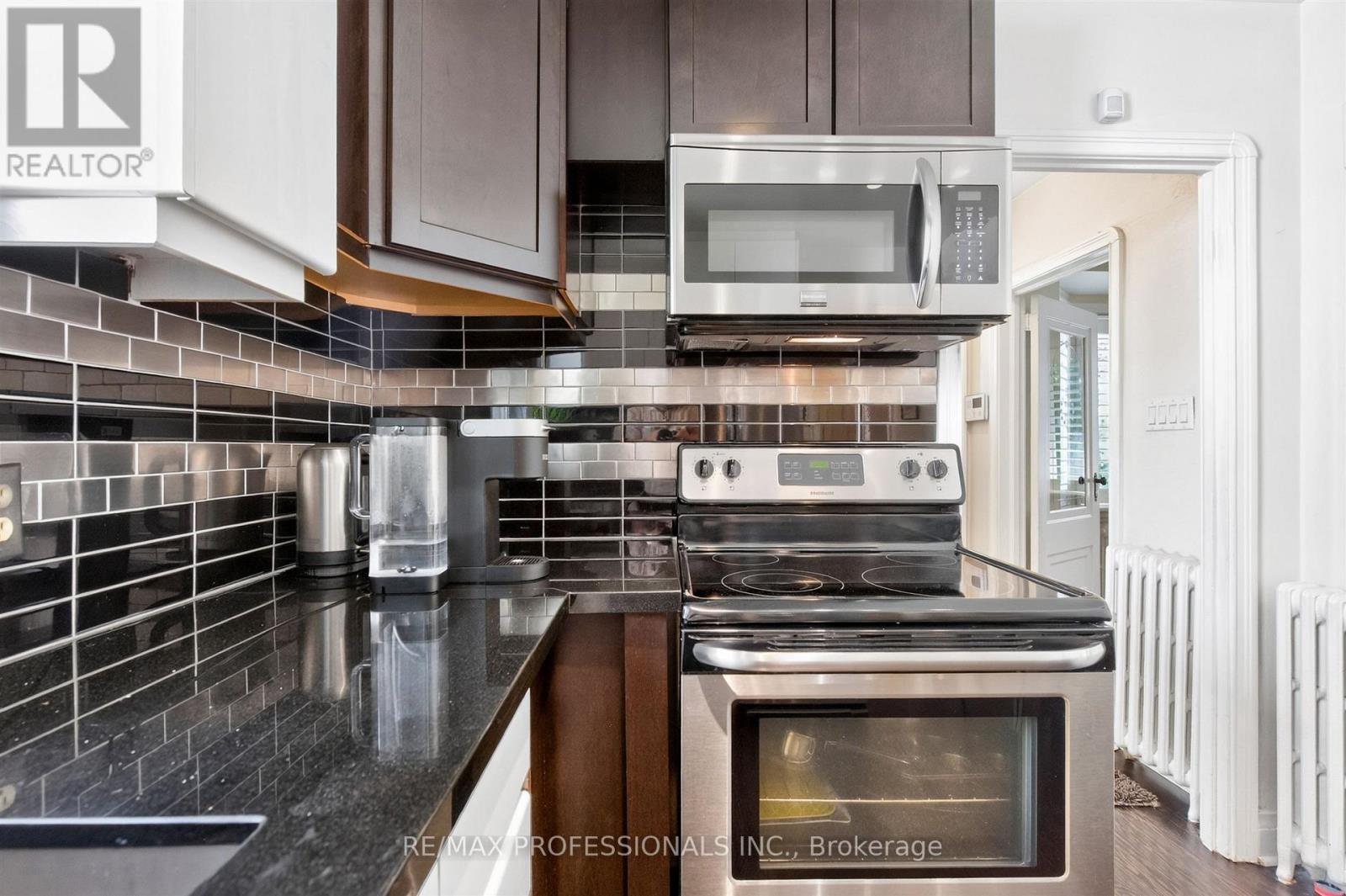 146 GOVERNMENT ROAD - 19