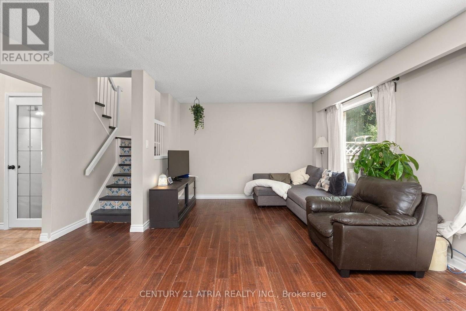 58 TRAVERSTON COURT - 12