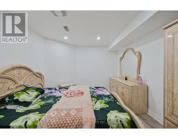 72 Village Lake Crescent, Brampton, ON L6S6K1 Photo 43