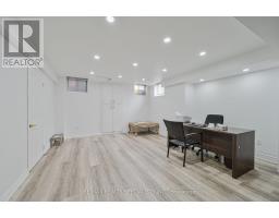 72 Village Lake Crescent, Brampton, ON L6S6K1 Photo 45