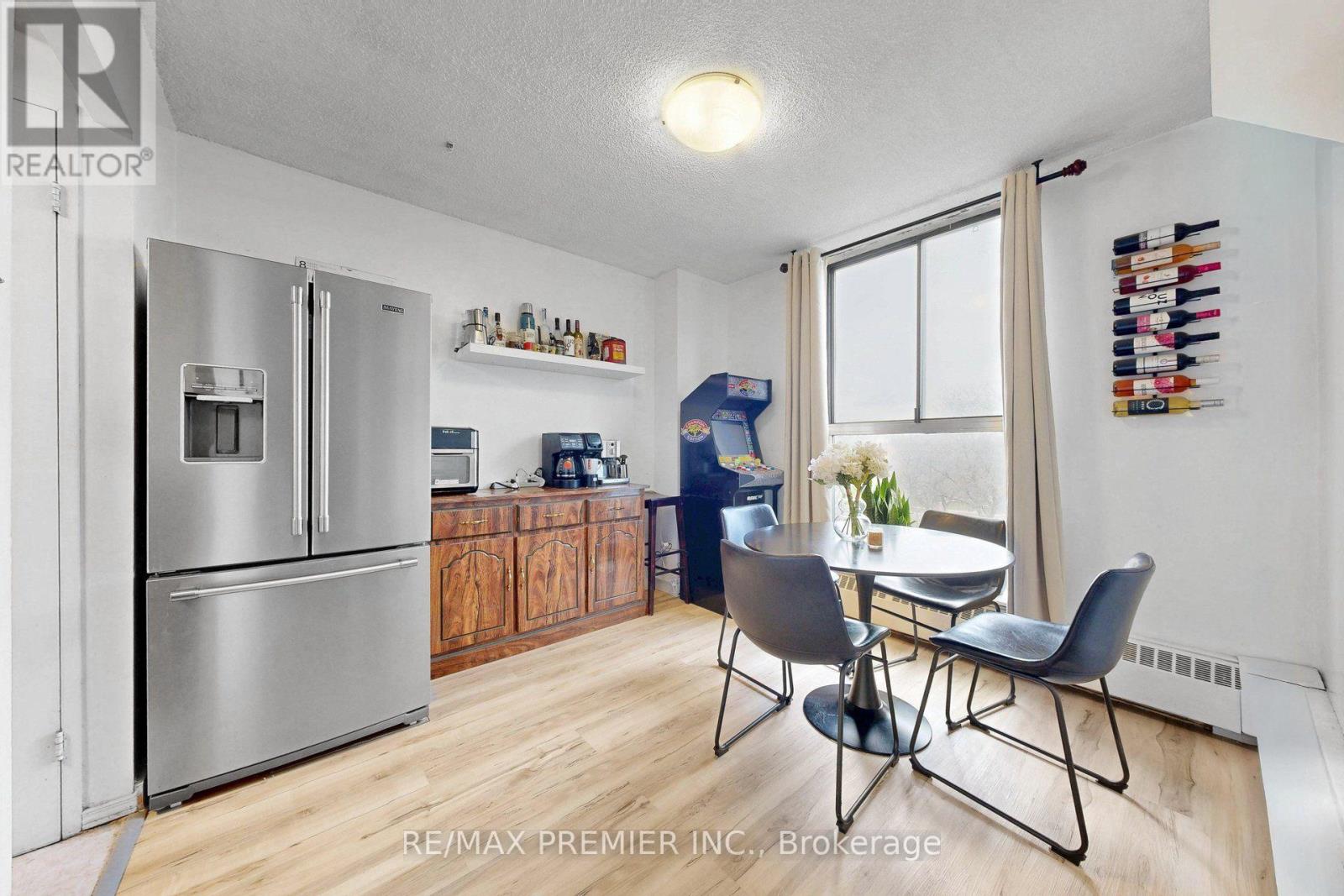 #428 4645 JANE STREET - Image 9