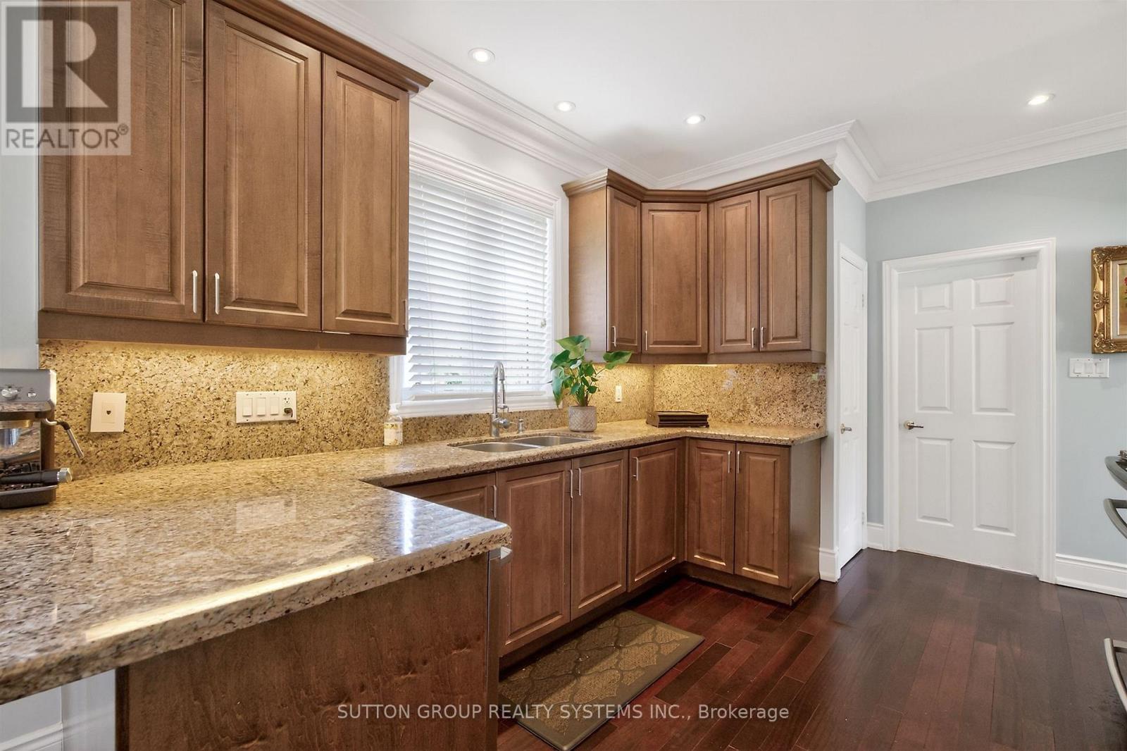 3165 MCPHAIL WAY - 19