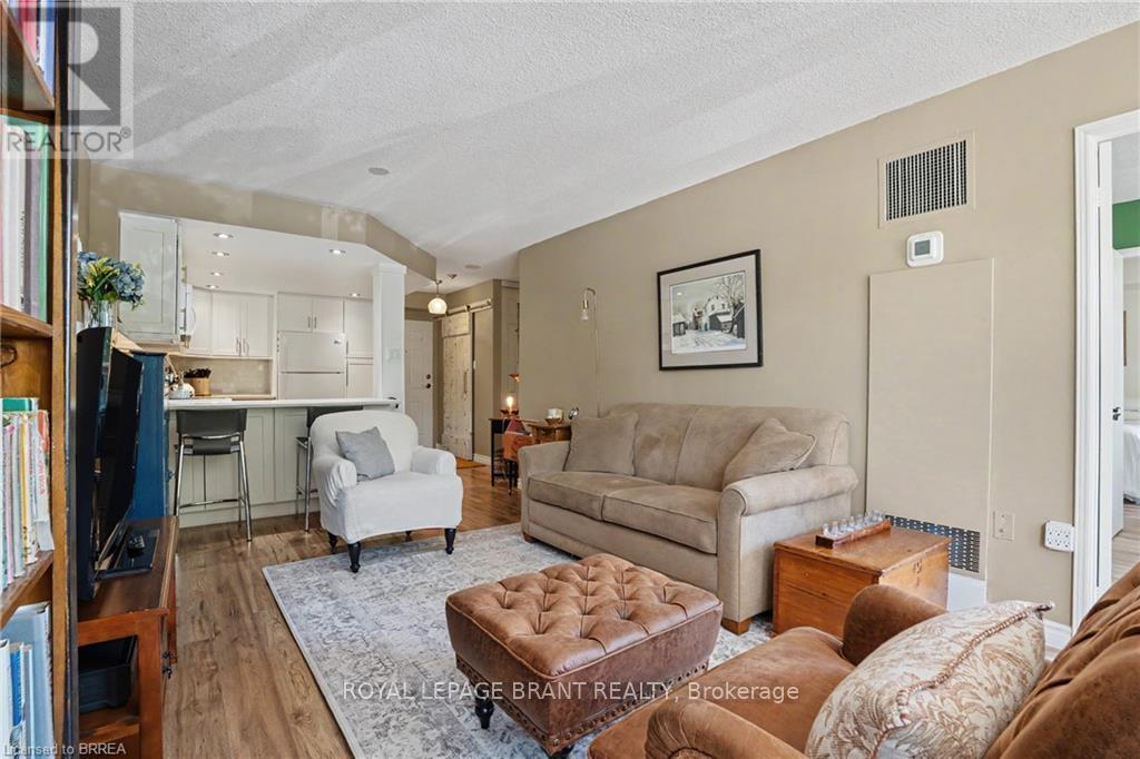 #204 1270 MAPLE CROSSING BOULEVARD - 12