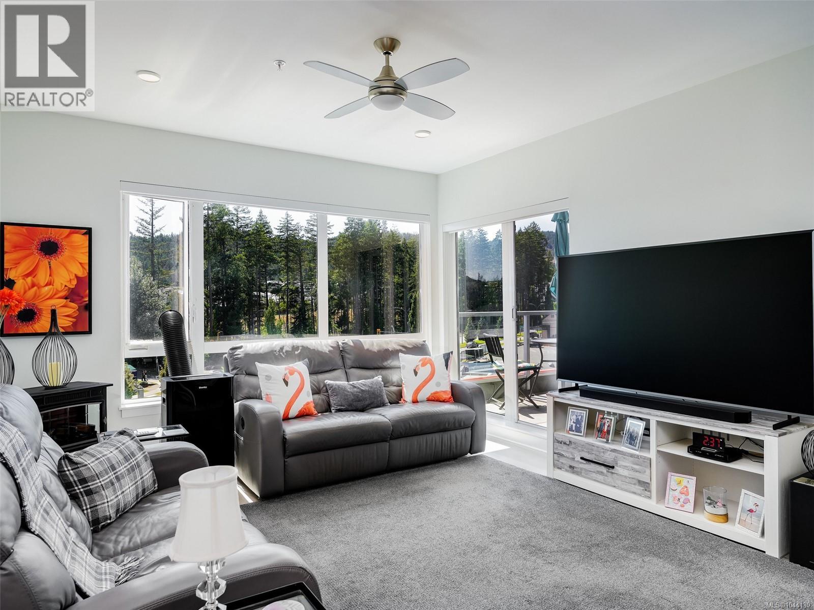 #503 1311 Lakepoint Way - 3