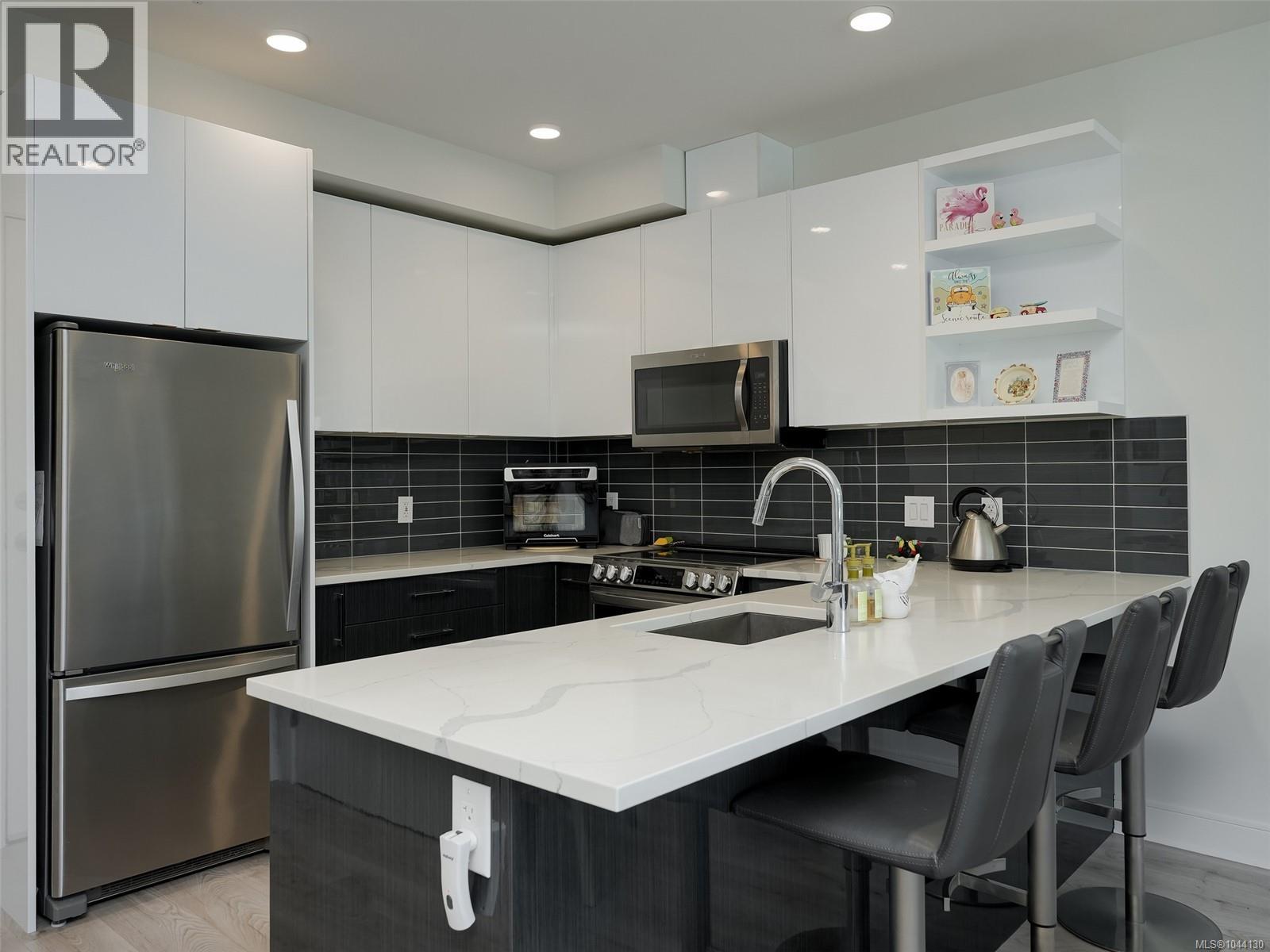 #503 1311 Lakepoint Way - 6