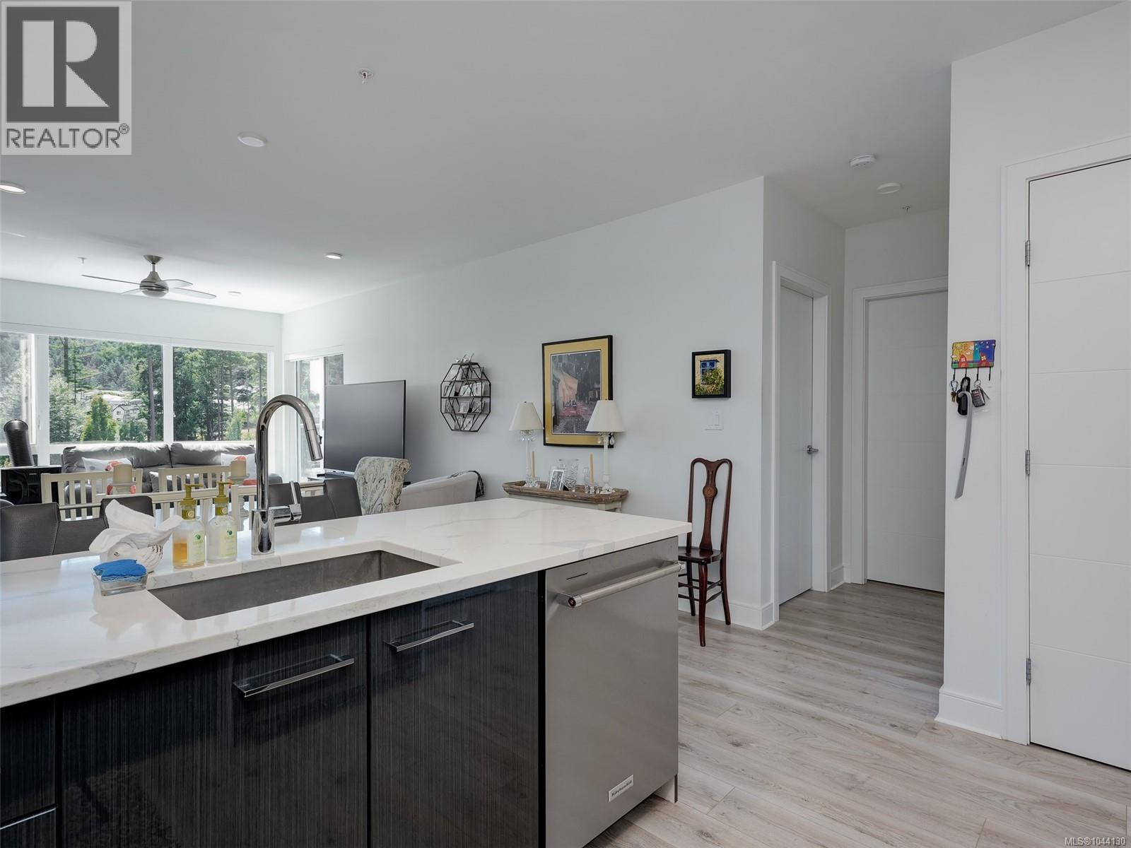 #503 1311 Lakepoint Way - 8