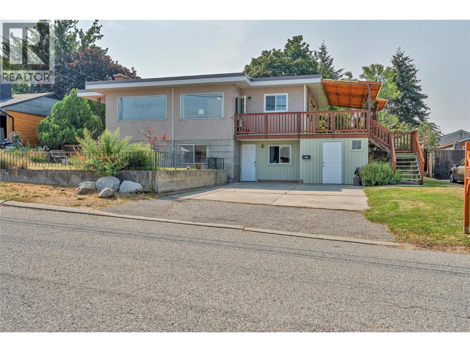 804 ROSS Avenue - 45