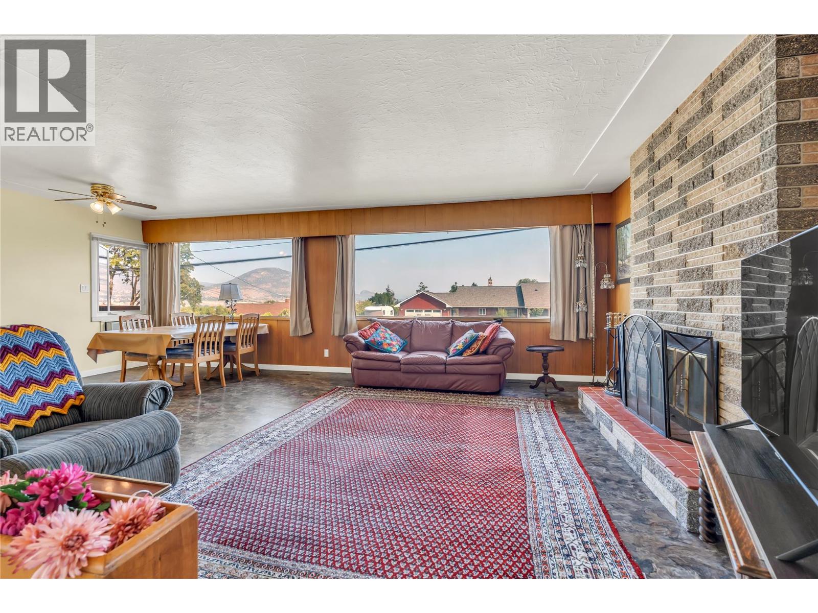 804 ROSS Avenue - 12