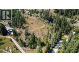 1353 Lee Creek Drive, Lee Creek, BC V0E1M4 Photo 11
