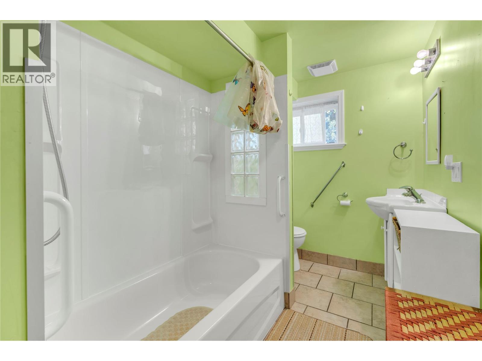 804 ROSS Avenue - 32