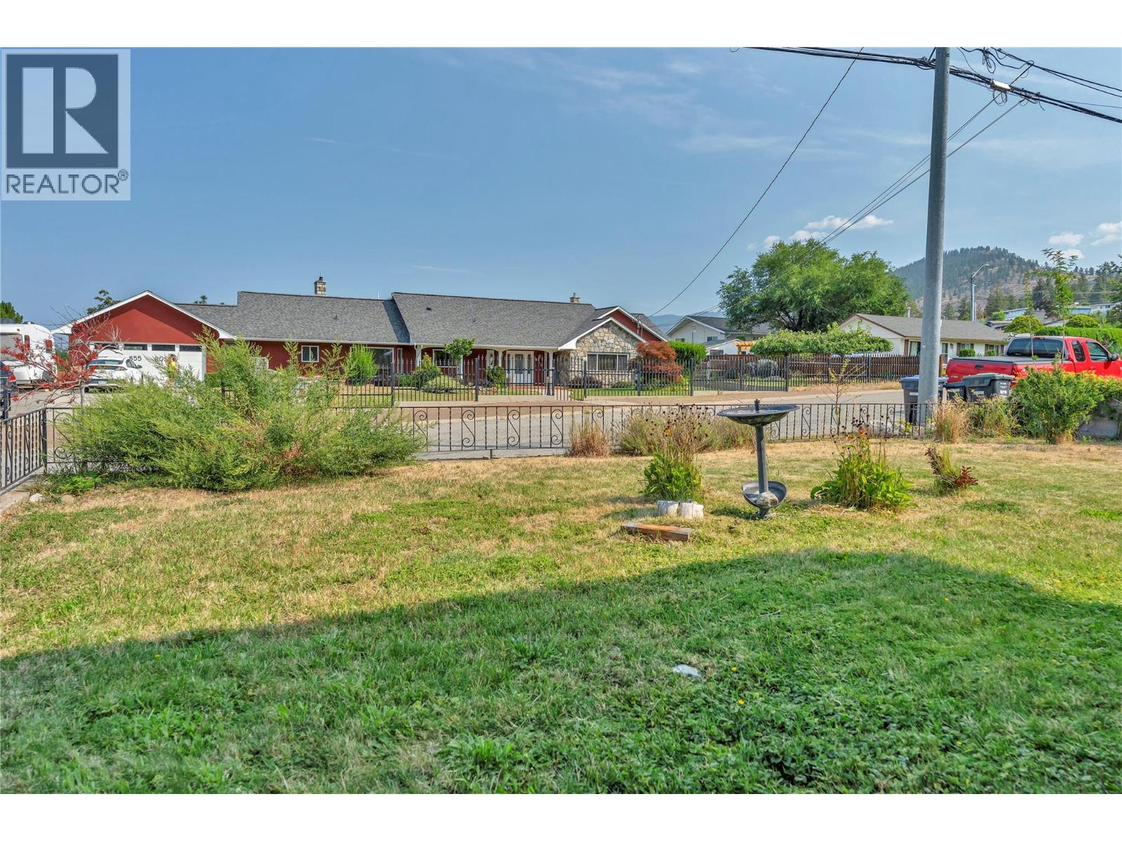 804 ROSS Avenue - 41