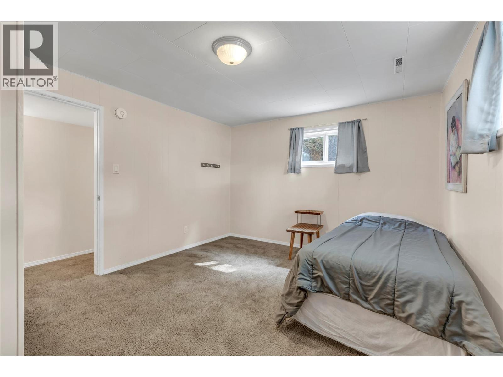 804 ROSS Avenue - 29