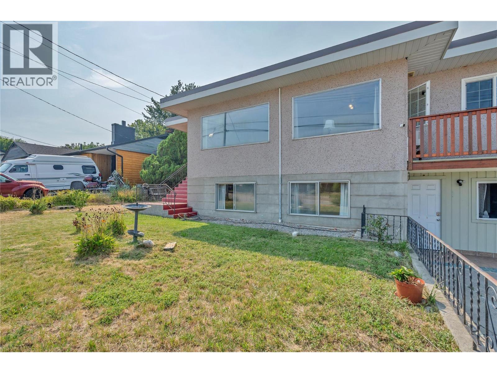 804 ROSS Avenue - 42