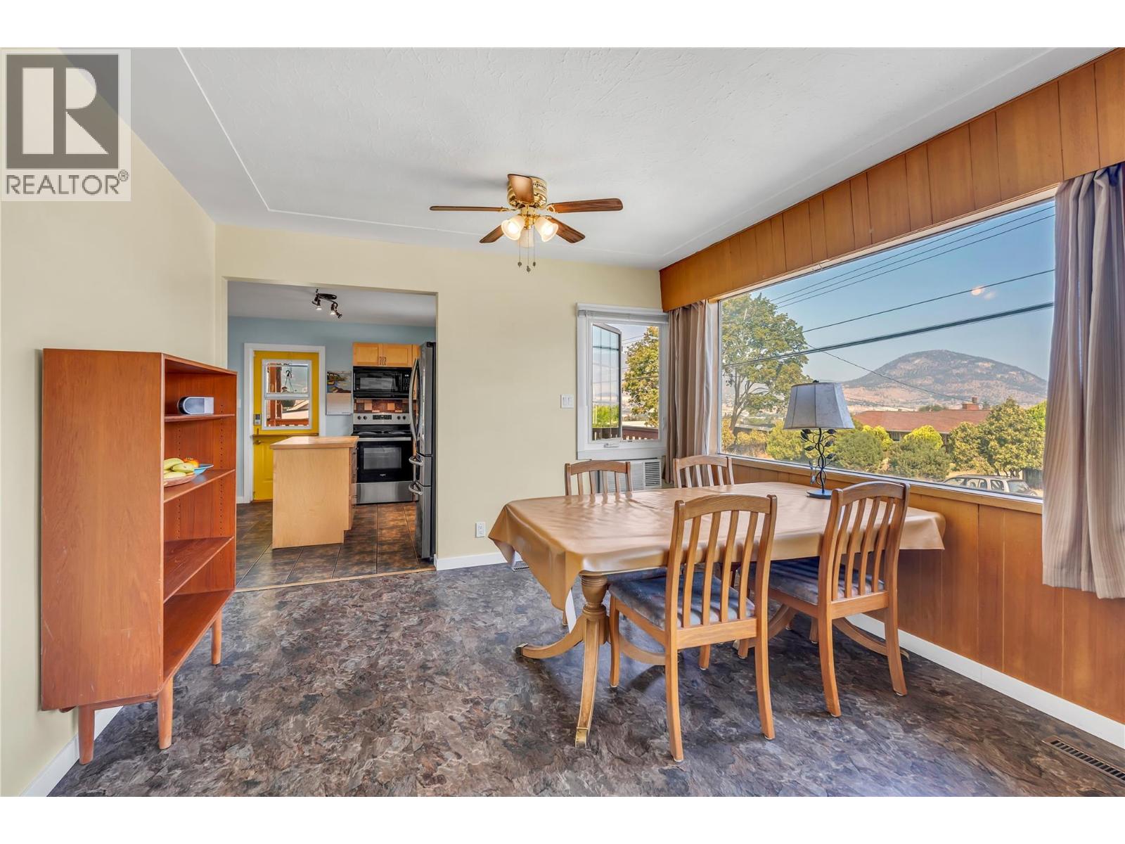 804 ROSS Avenue - 8