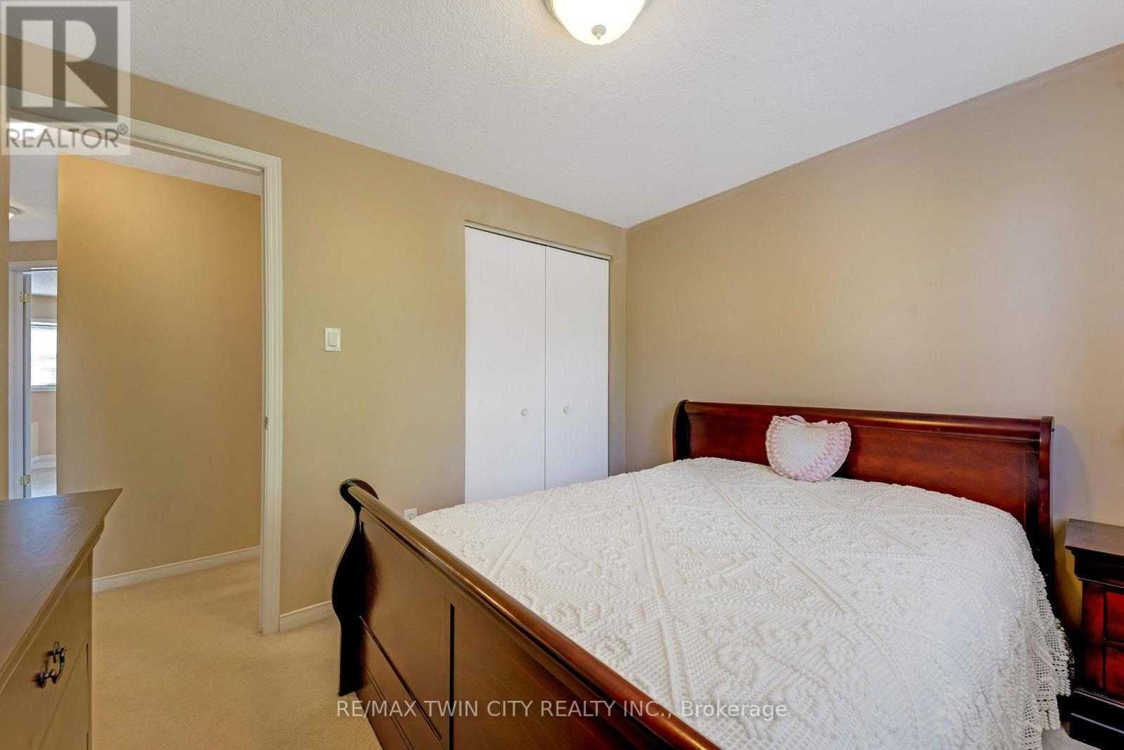 42 BRIARMEADOW CRESCENT - 22
