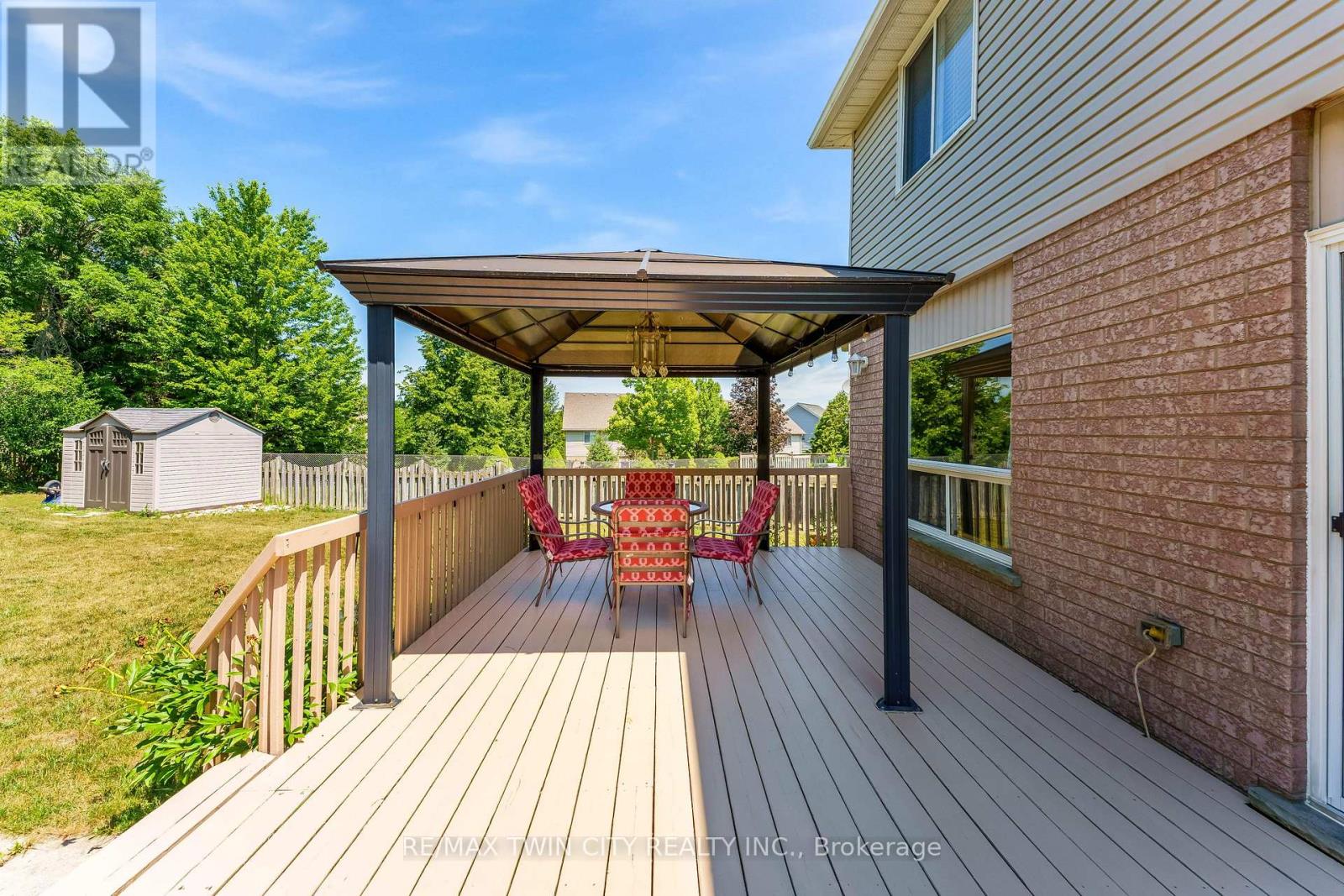 42 BRIARMEADOW CRESCENT - 33