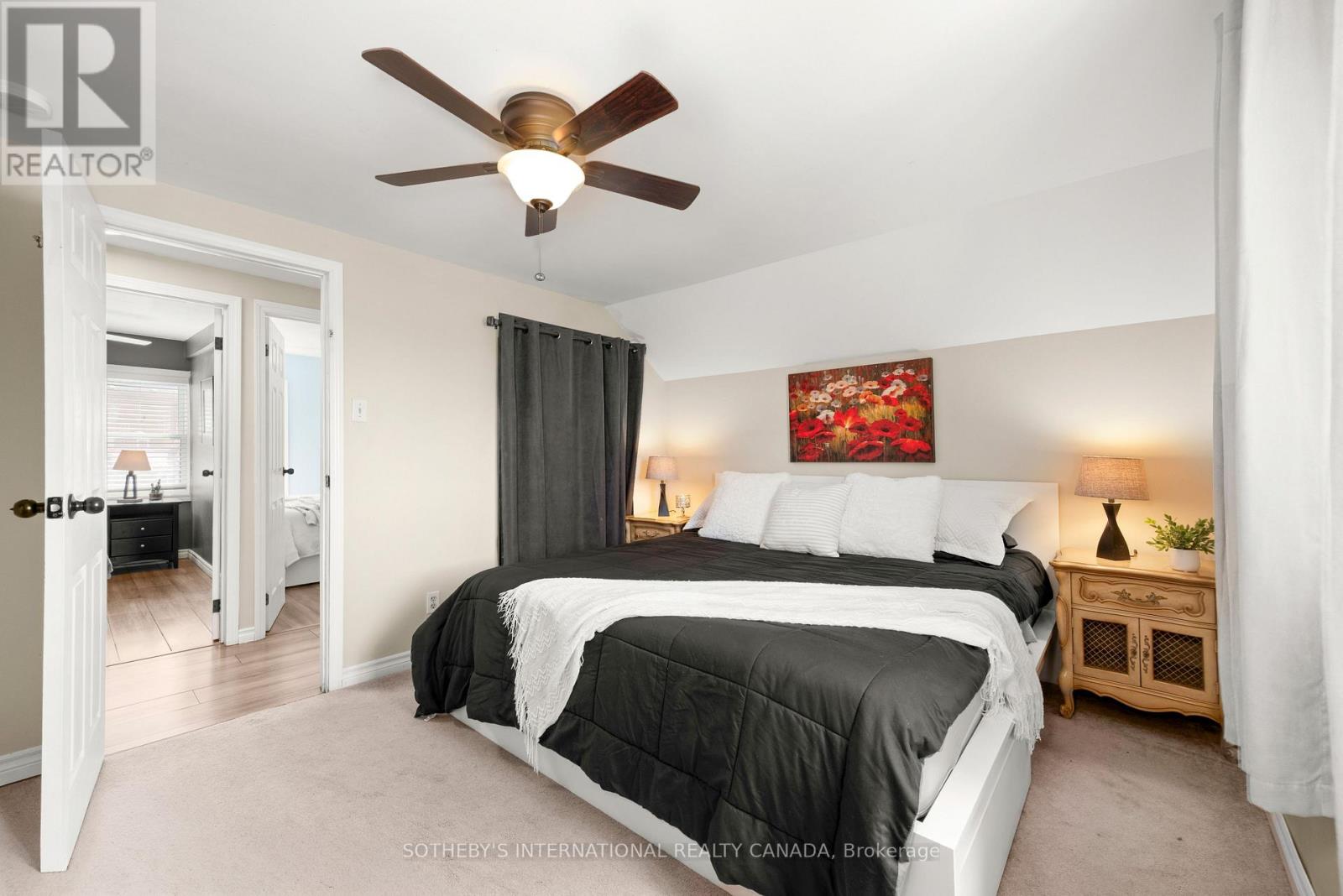 42 PAVILLION ROAD - 42