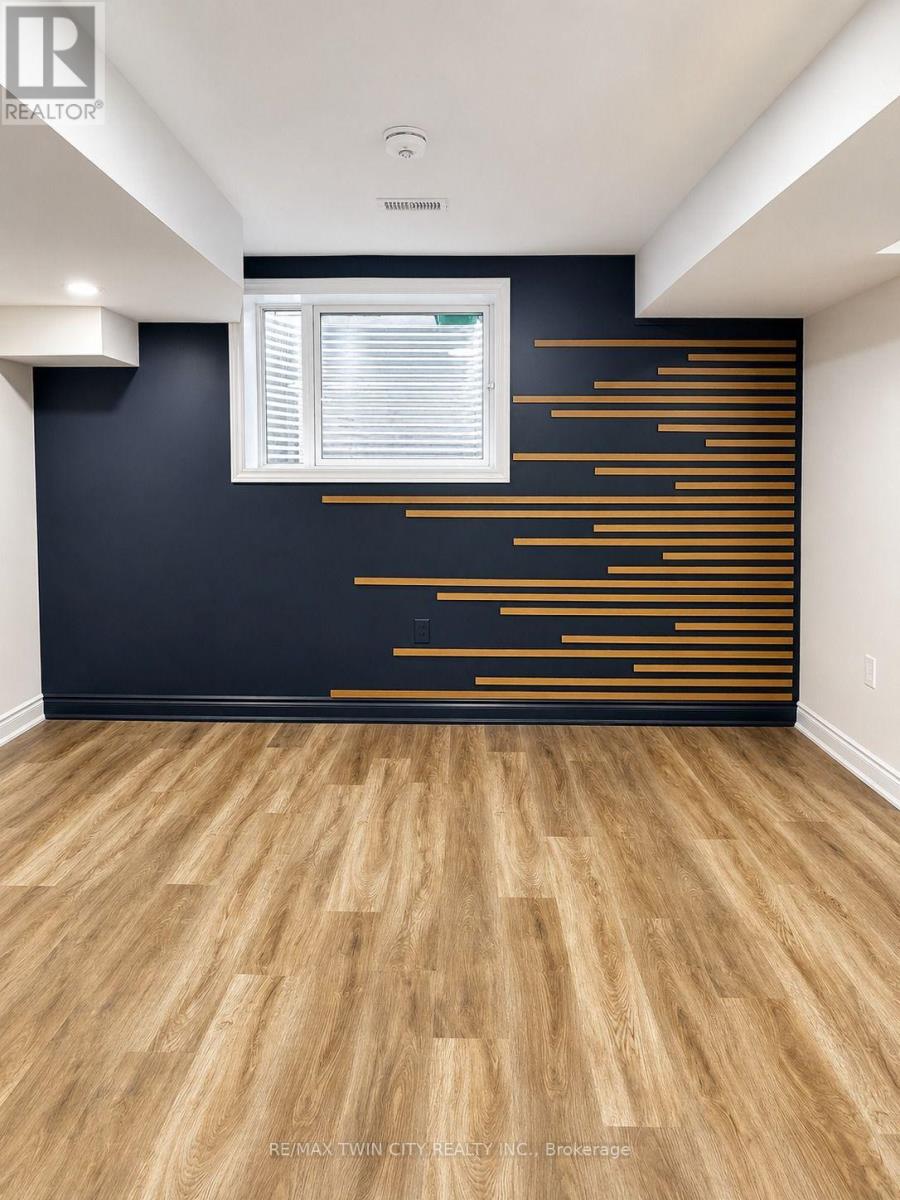 BASEMENT - 423 TEALBY CRESCENT — photo 2