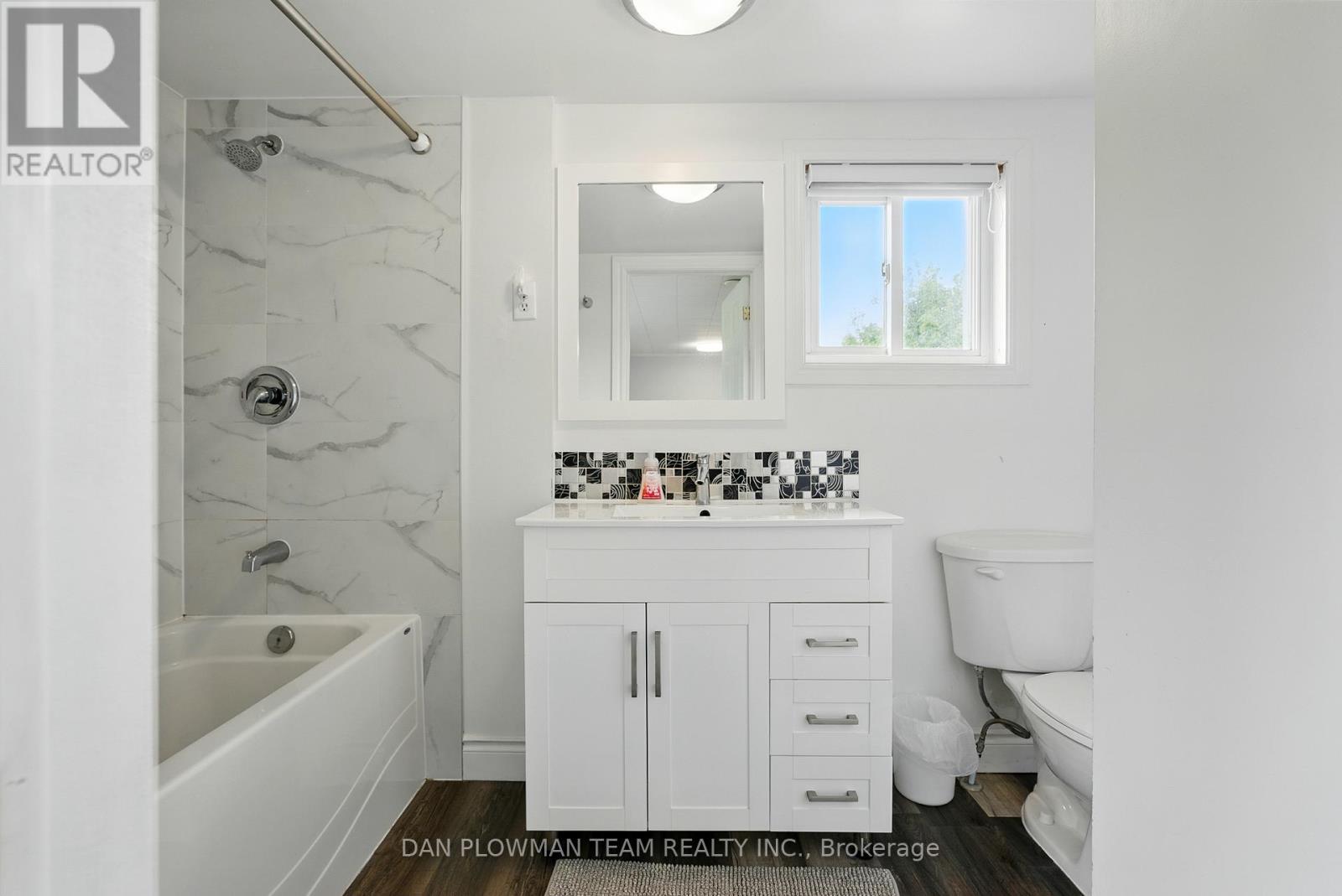 184 CHAPMAN DRIVE - Image 11