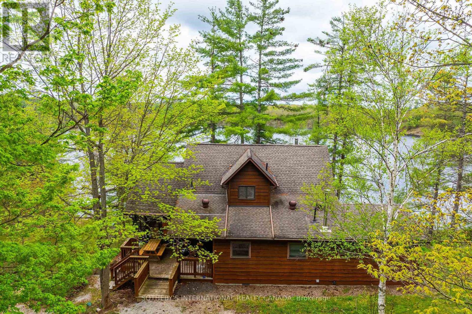 1074 COOKS ROAD - 31