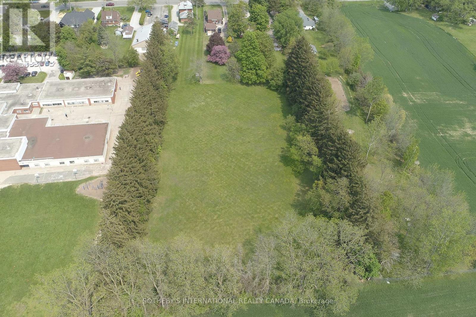 498 NORFOLK STREET S - Image 5