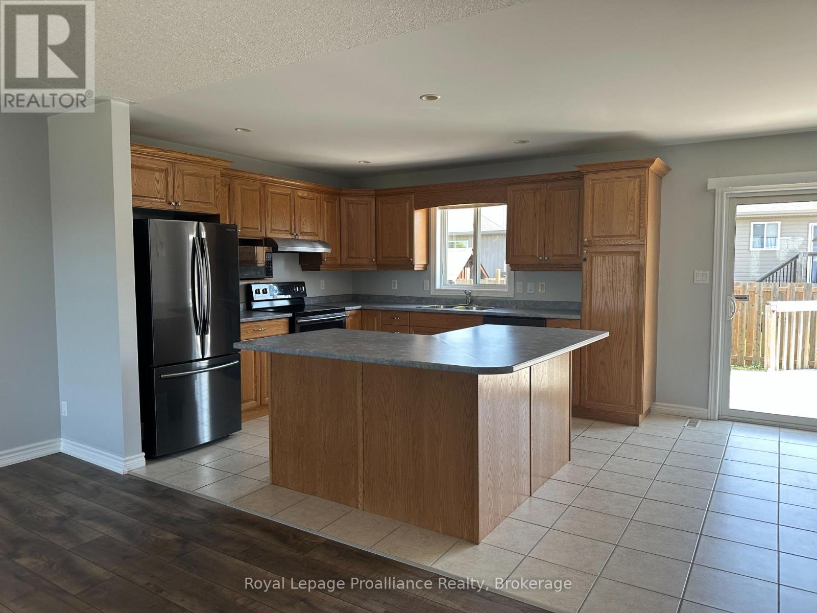 35 FOREST VALLEY DRIVE - 10
