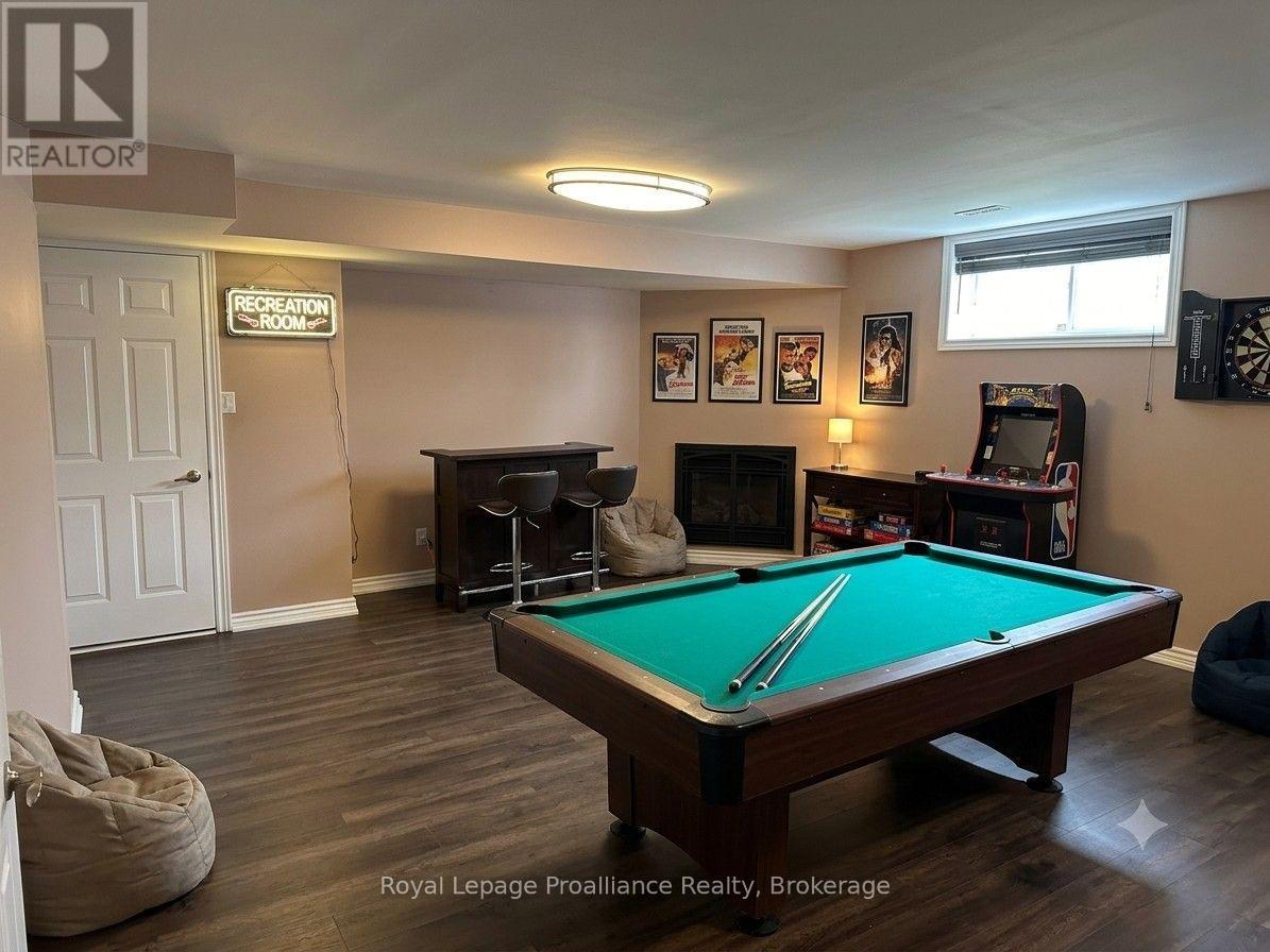 35 FOREST VALLEY DRIVE - 21