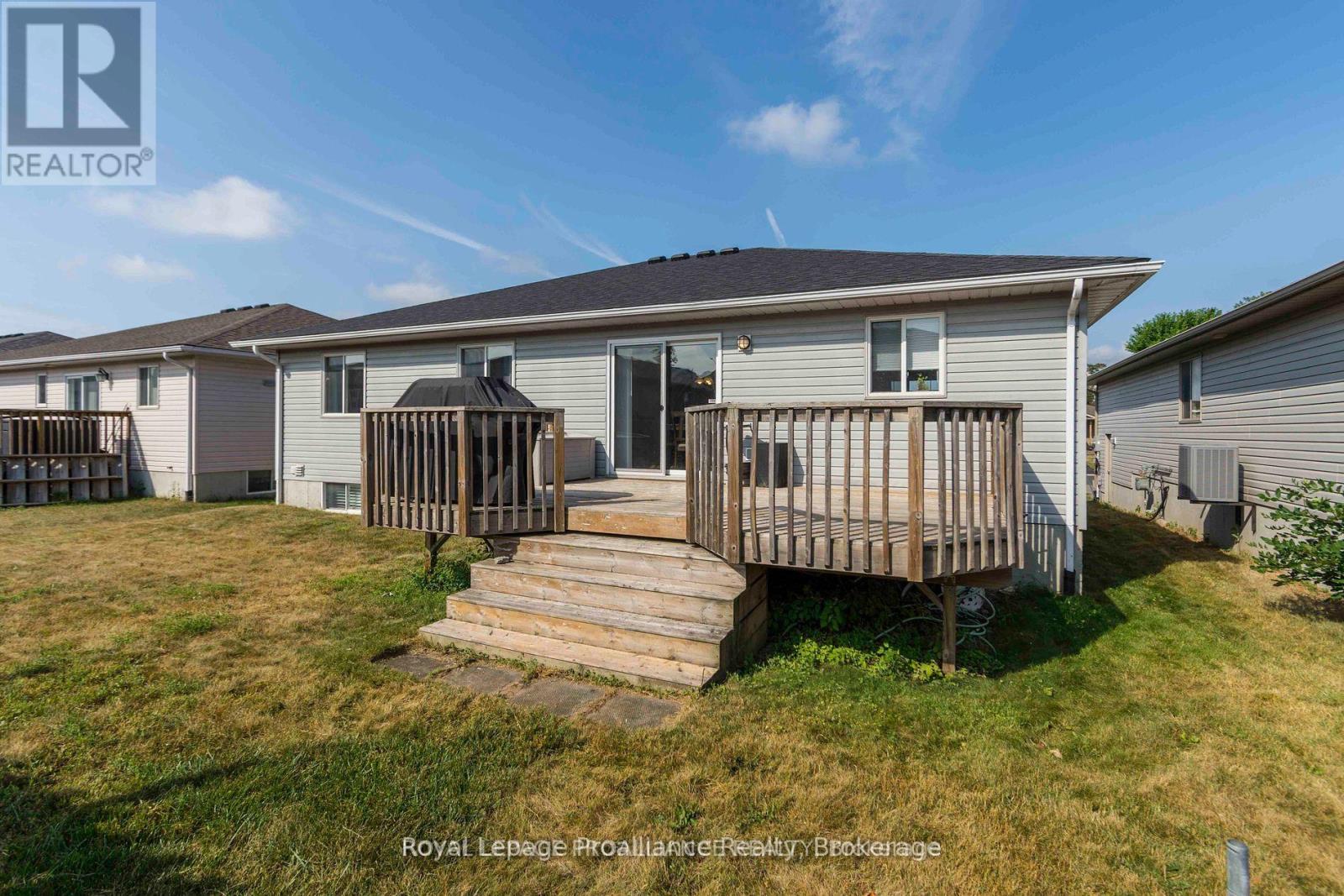 35 FOREST VALLEY DRIVE - 27